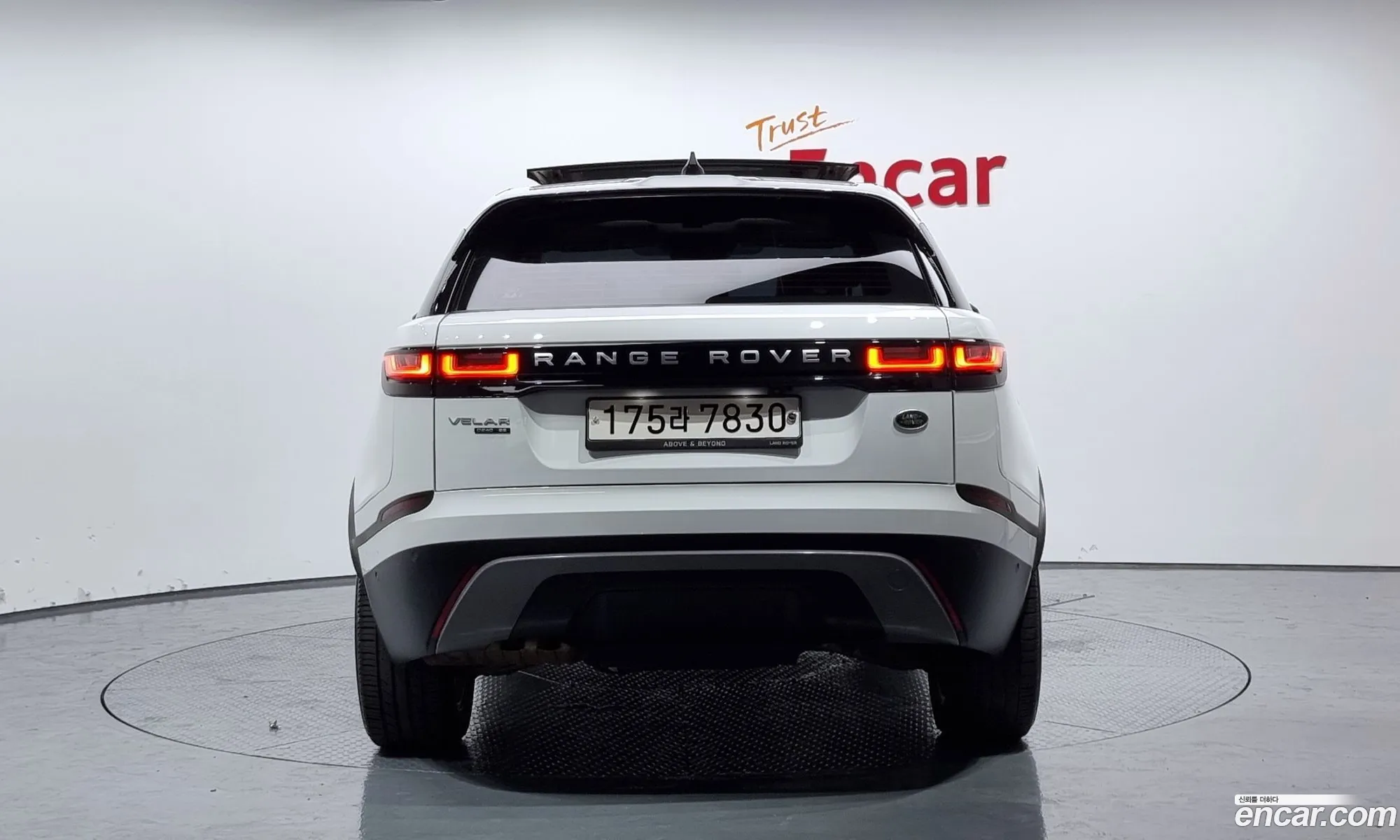 Land Rover Range Rover Velar I 20 D240 Se 2018 - фотография 7014363