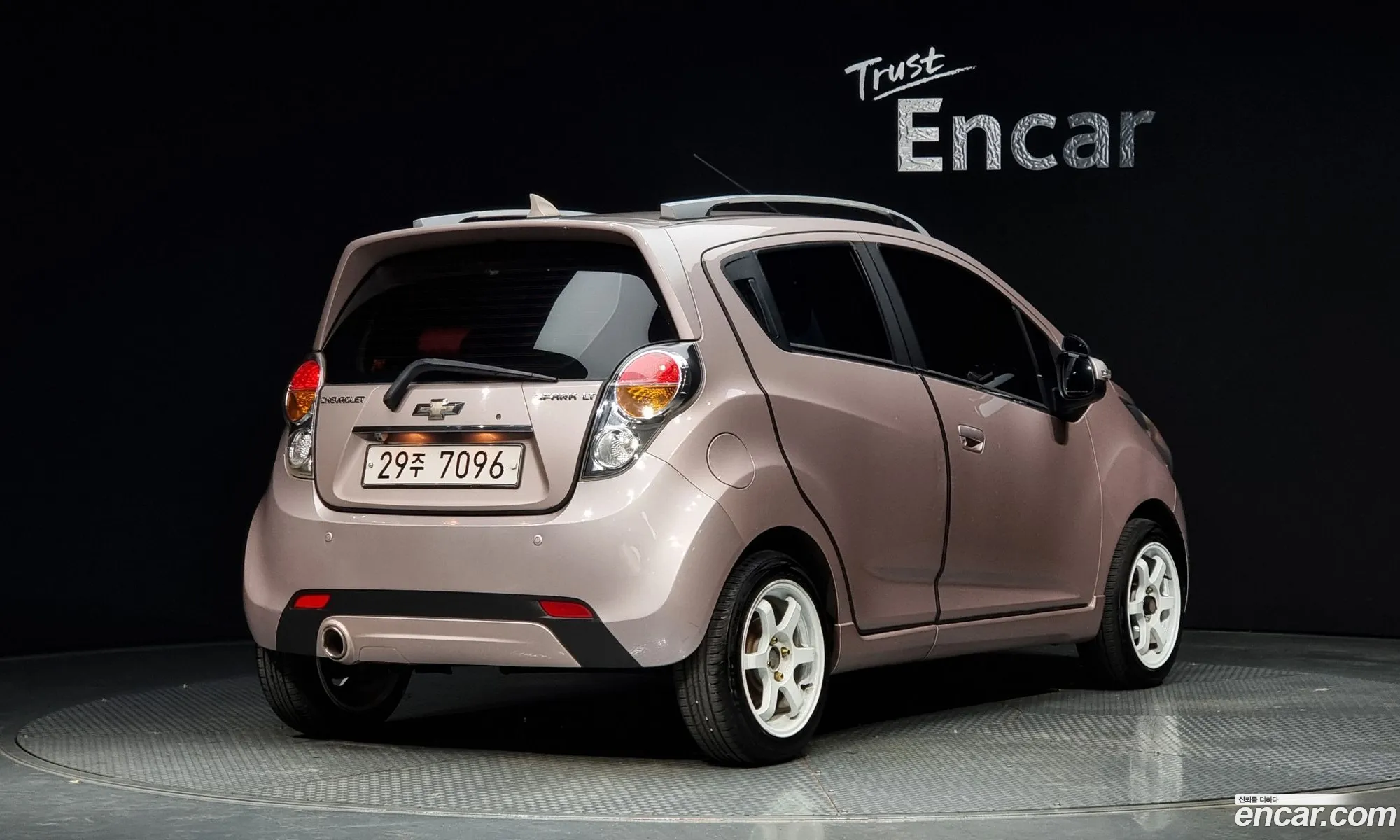 Chevrolet Spark Iii Lpg Lt 2012 - фотография 4610088