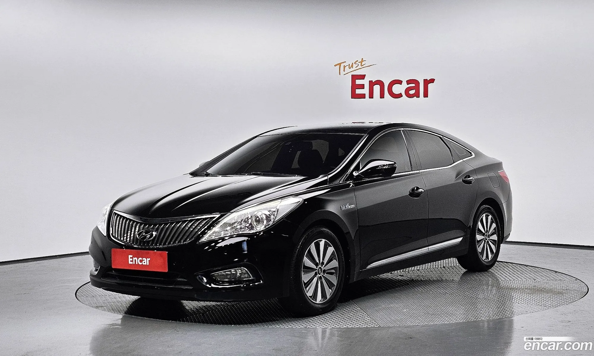 Hyundai Grandeur V Premium 2015 - фотография 16817864