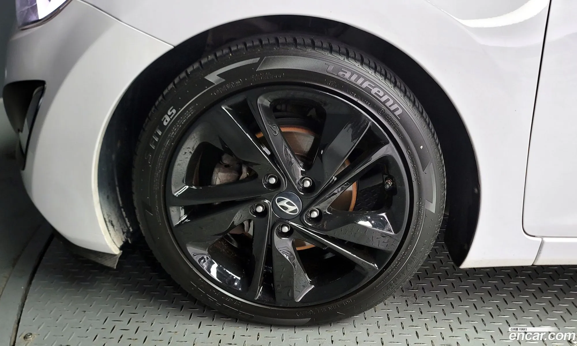 Hyundai Avante 16 Gdi Modern 2015 - фотография 11430680