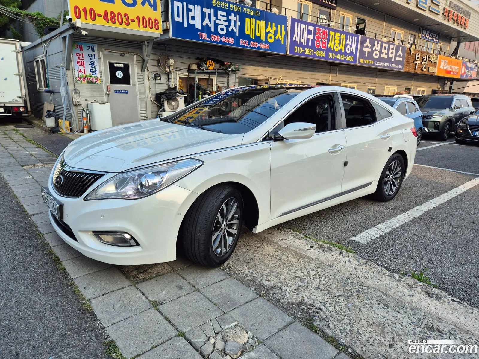 Hyundai Grandeur V Hg240 Luxury 2012 - фотография 18332447