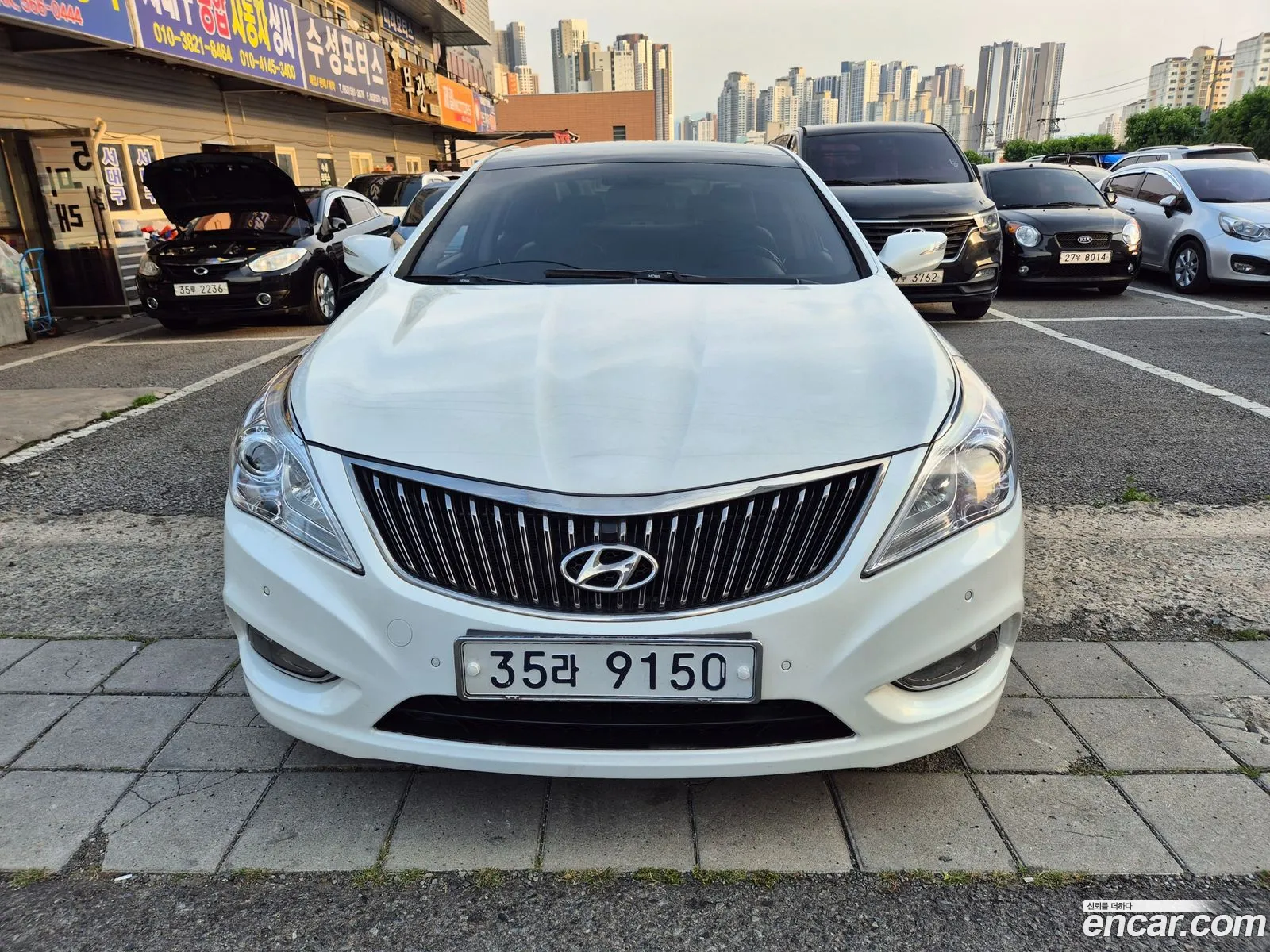 Hyundai Grandeur V Hg240 Luxury 2012 - фотография 18332448