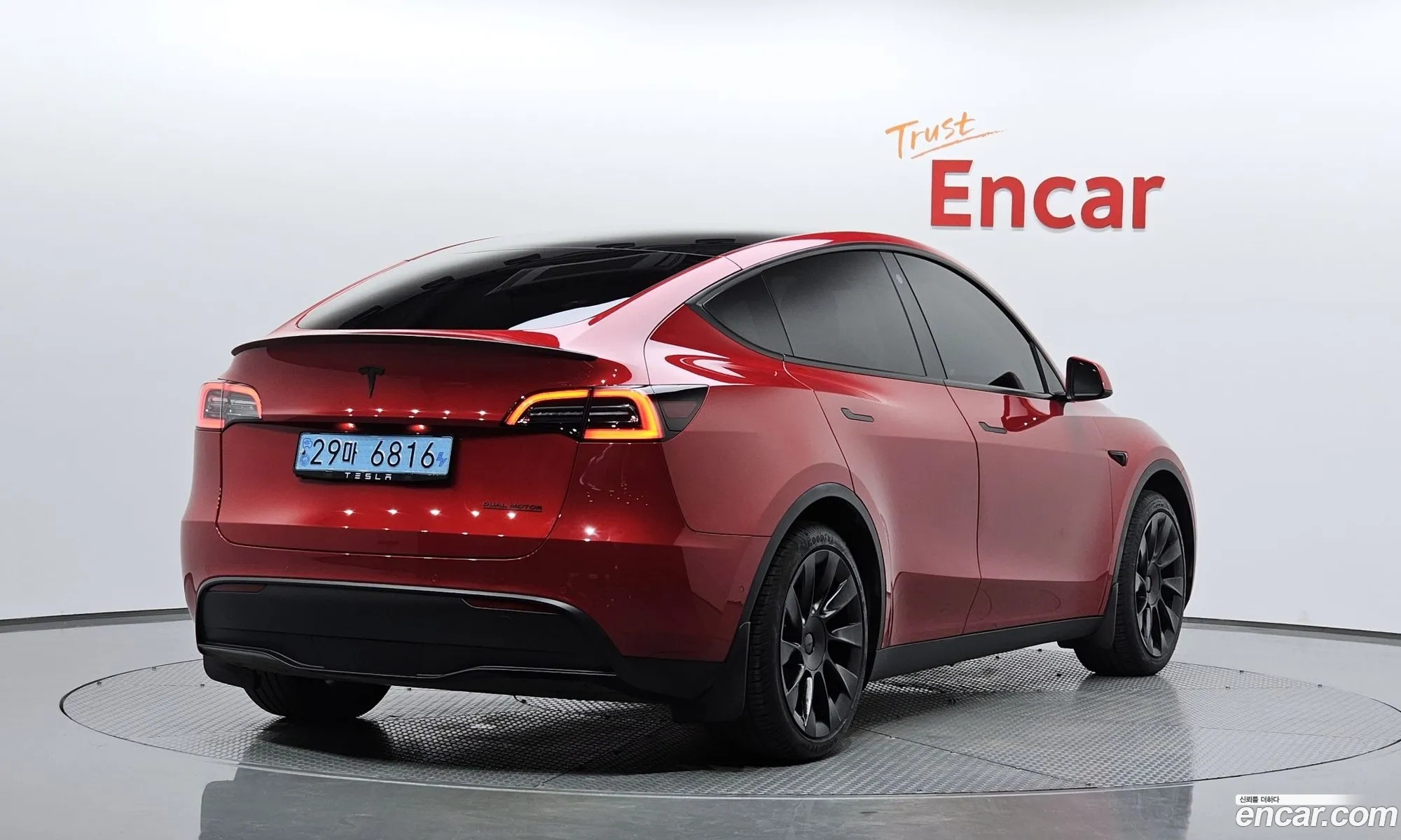 Tesla Model Y I Standard Range 2021 - фотография 3727382