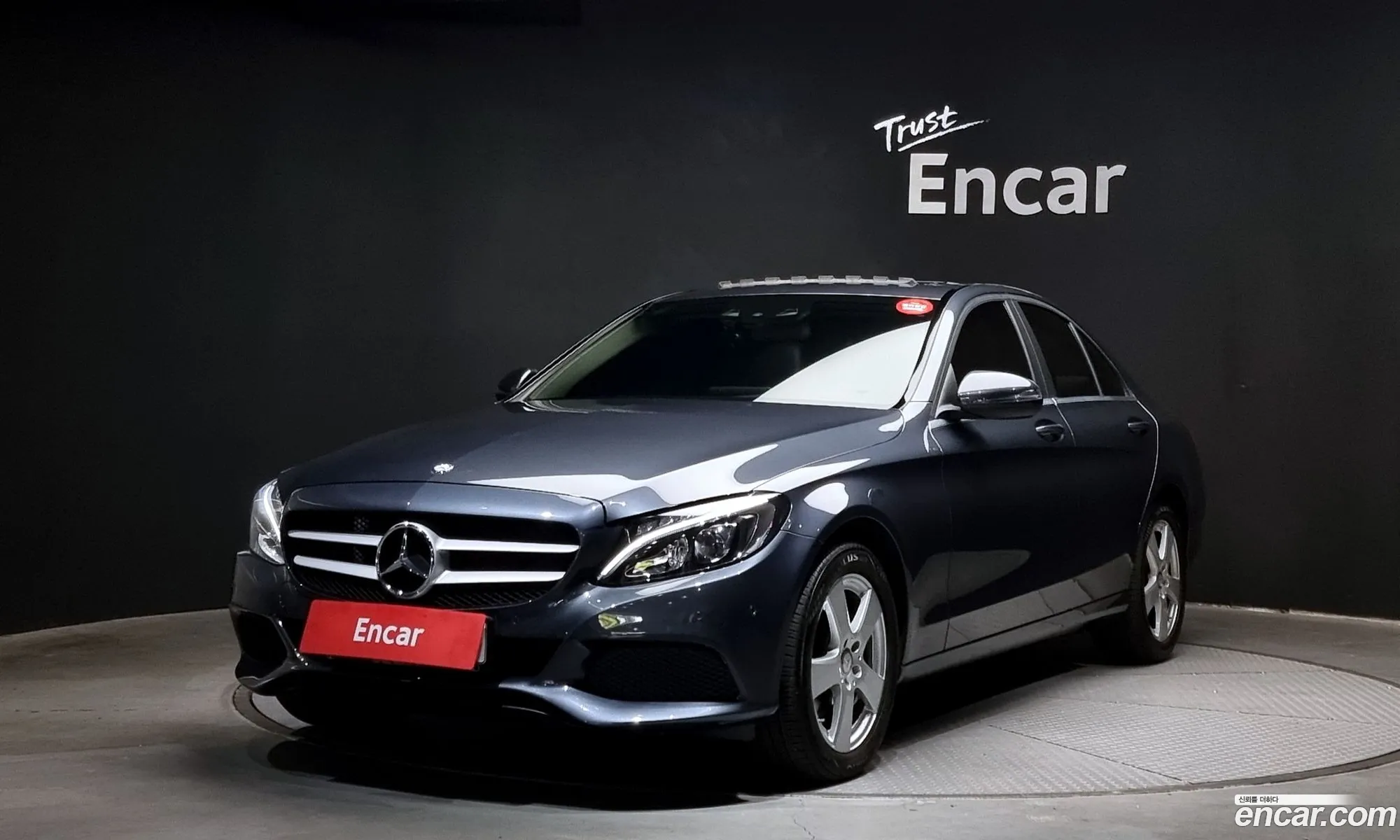 Mercedes C-Class W205 C200 - фотография 12580079