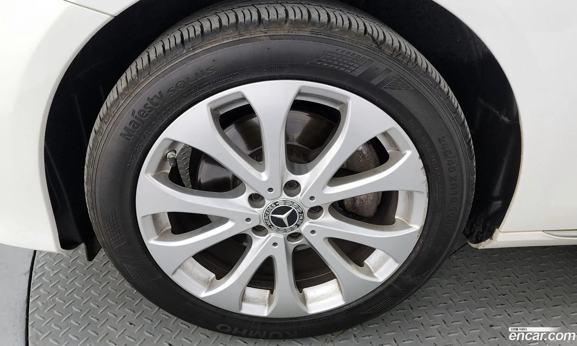 Mercedes-Benz E-Klasse V W213 S213 C238 E220D 4Matic Exclusive 2020 - фотография 12867736