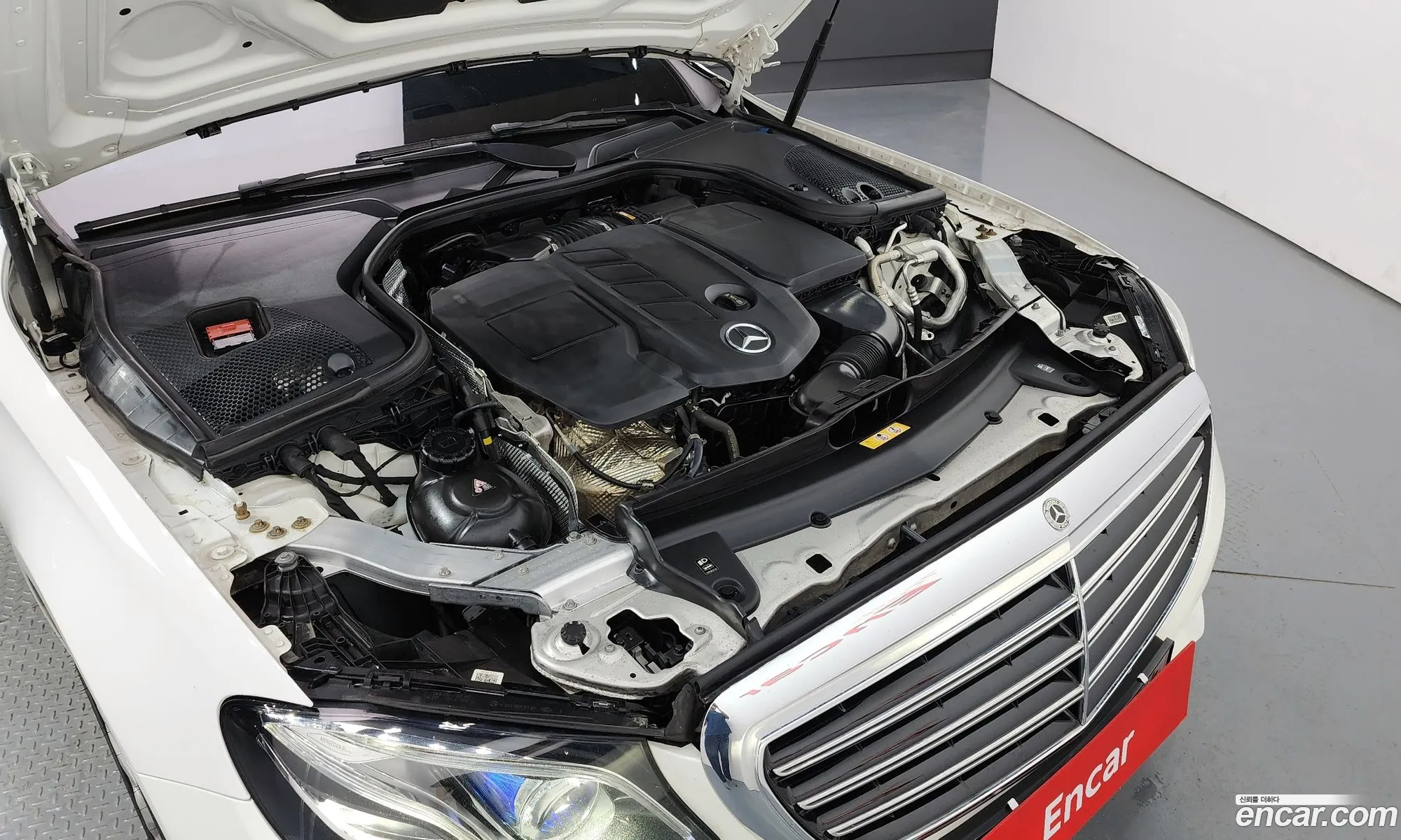 Mercedes-Benz E-Klasse V W213 S213 C238 E220D 4Matic Exclusive 2020 - фотография 12867737