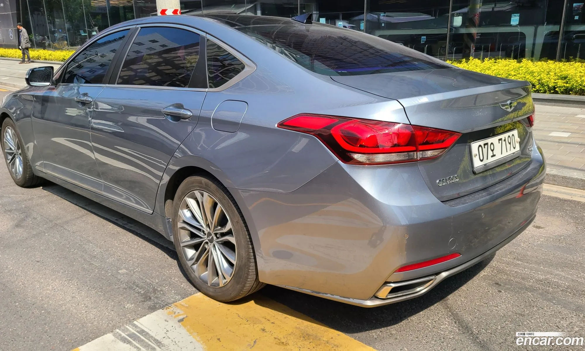 Hyundai Genesis G330 Premium Awd 2014 - фотография 15869426