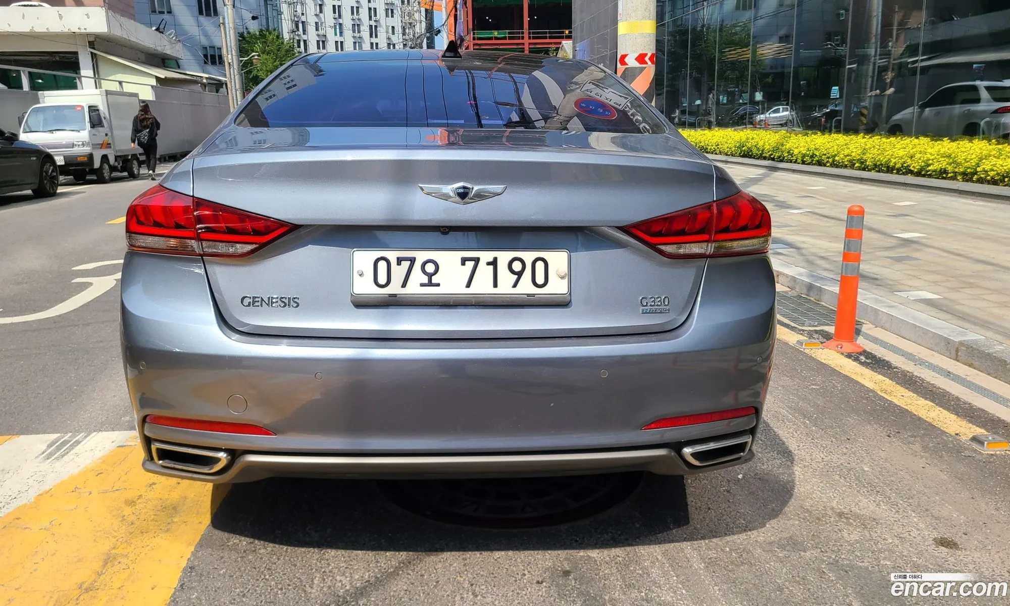 Hyundai Genesis G330 Premium Awd 2014 - фотография 15869428