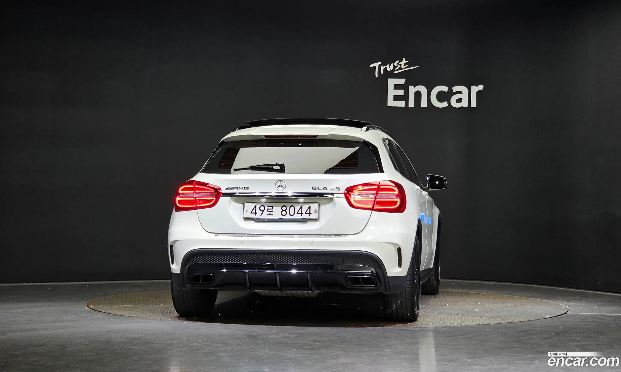 Mercedes-Benz Gla-Klasse Gla45 Amg 4Matic 2017 - фотография 12112516