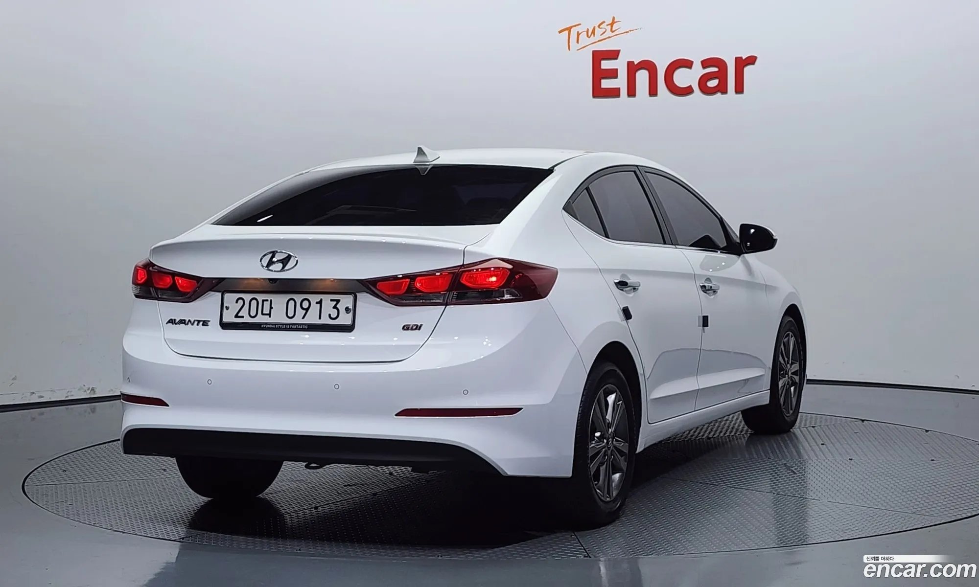 Hyundai Avante 16 Gdi Modern 2015 - фотография 19245640