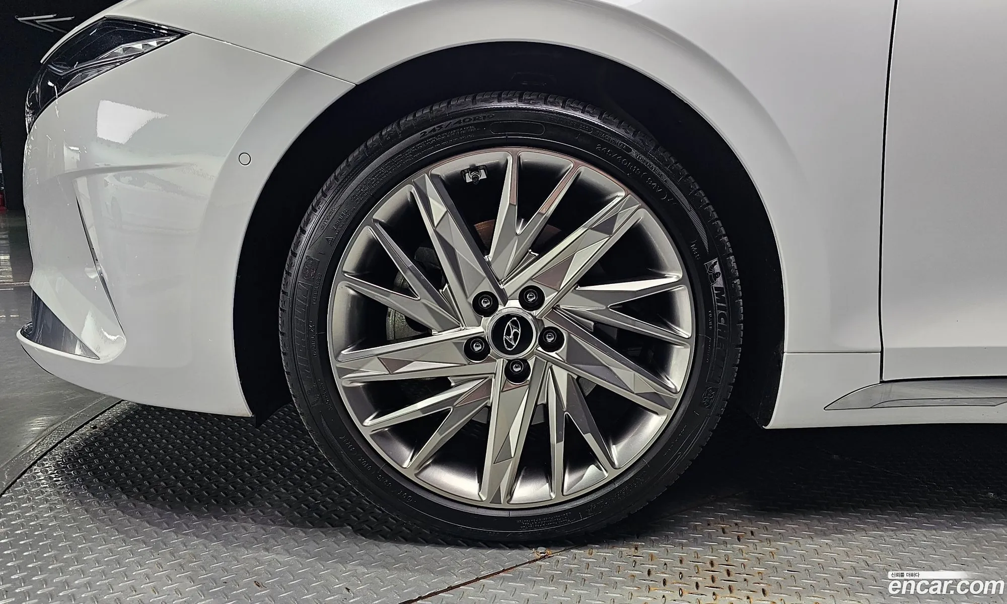 Hyundai Grandeur Vi 33 2021 - фотография 11520577