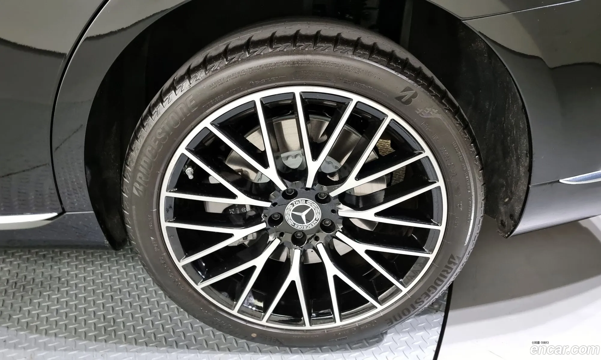 Mercedes S-Class W223 S580L 4Matic - фотография 14046464