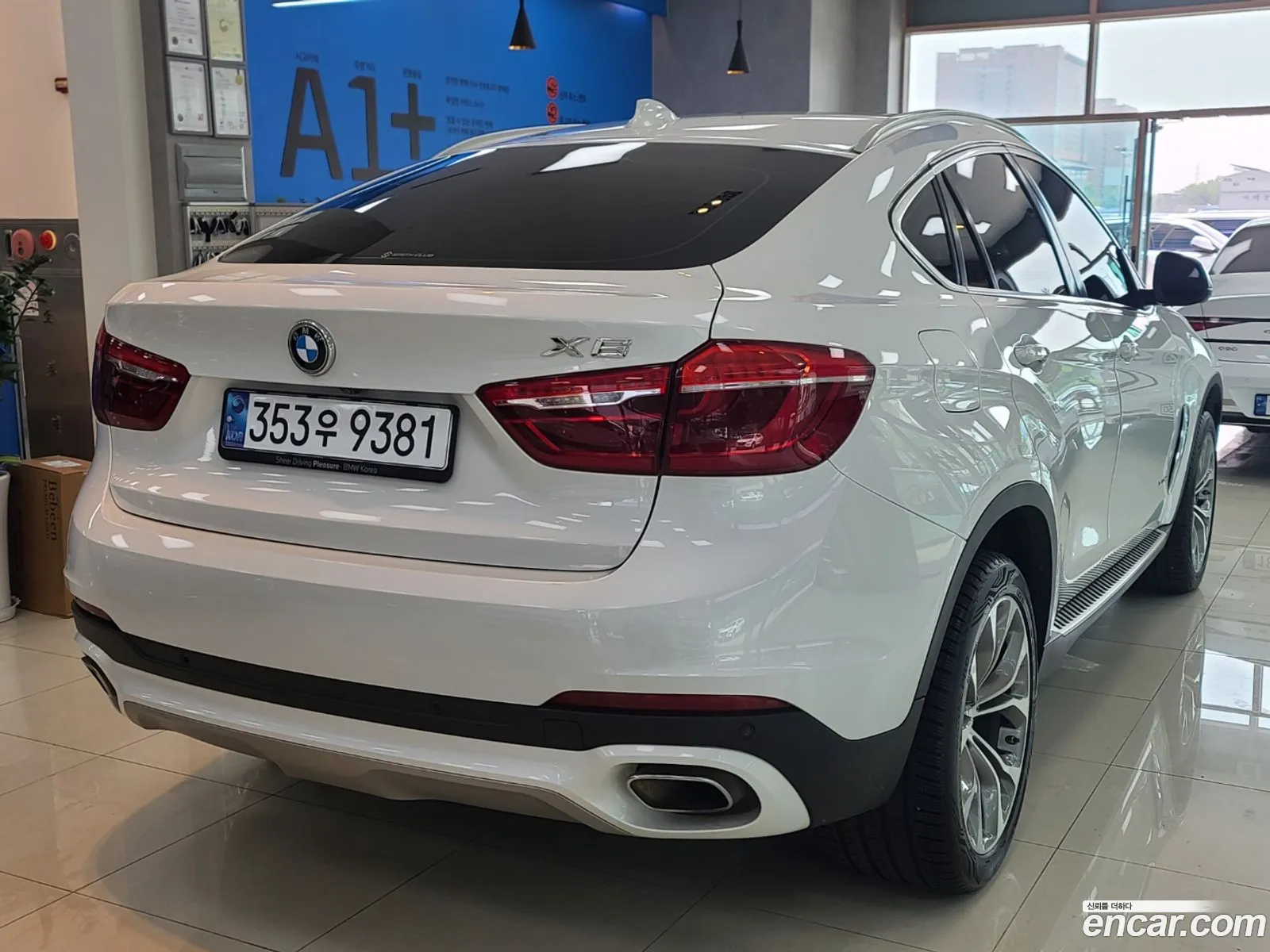 BMW X6 xDrive 30D 2019 - фотография 14102671