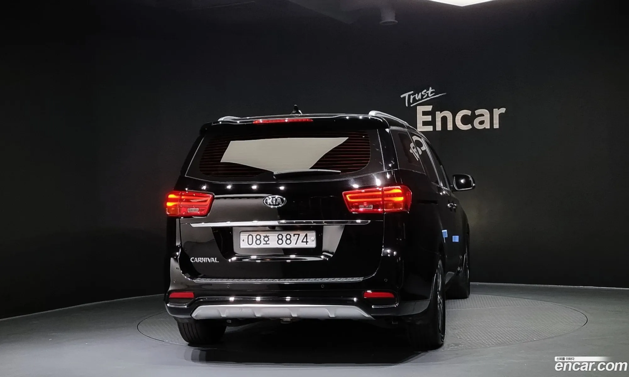 Kia Carnival Iii 9-Seater Luxury 2019 - фотография 11029964