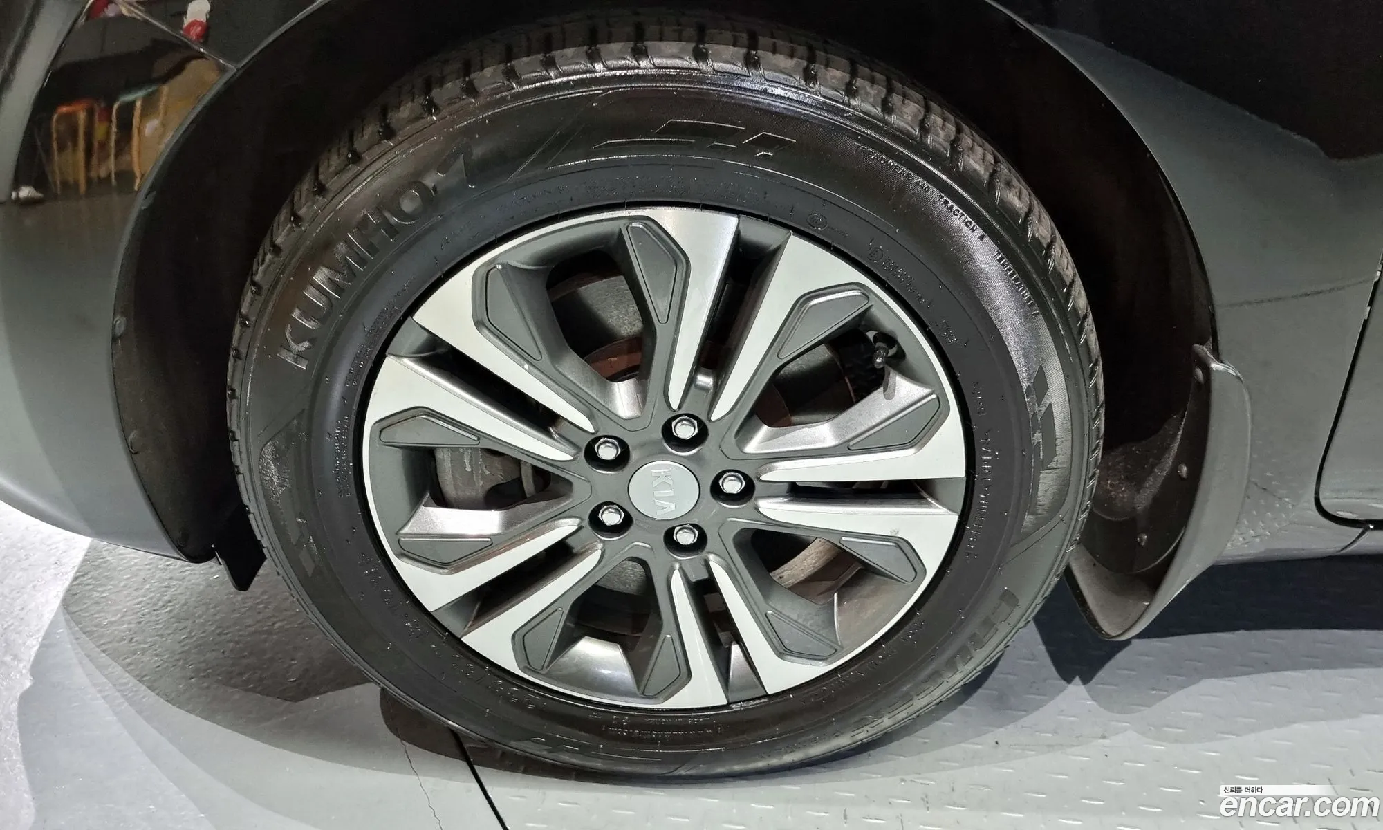 Kia Carnival Iii 9-Seater Luxury 2019 - фотография 11029965