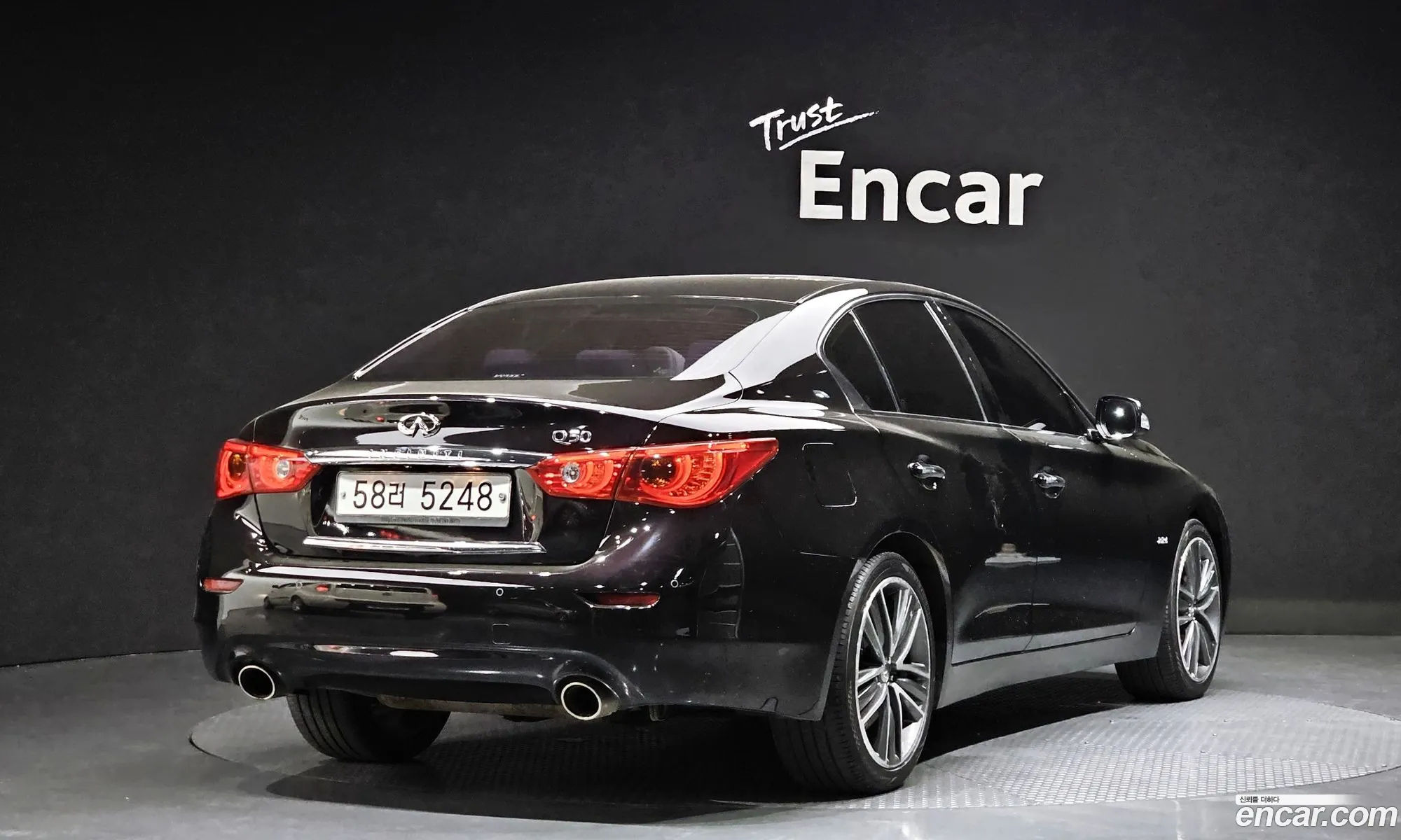 Infiniti Q50 22D Exclusive 2015 - фотография 3774724