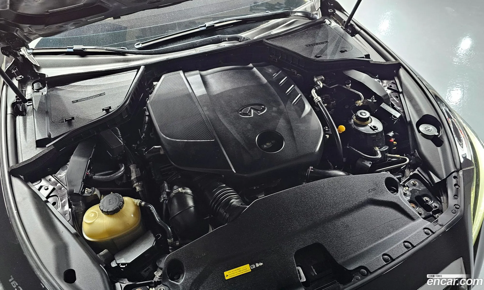 Infiniti Q50 22D Exclusive 2015 - фотография 3774728