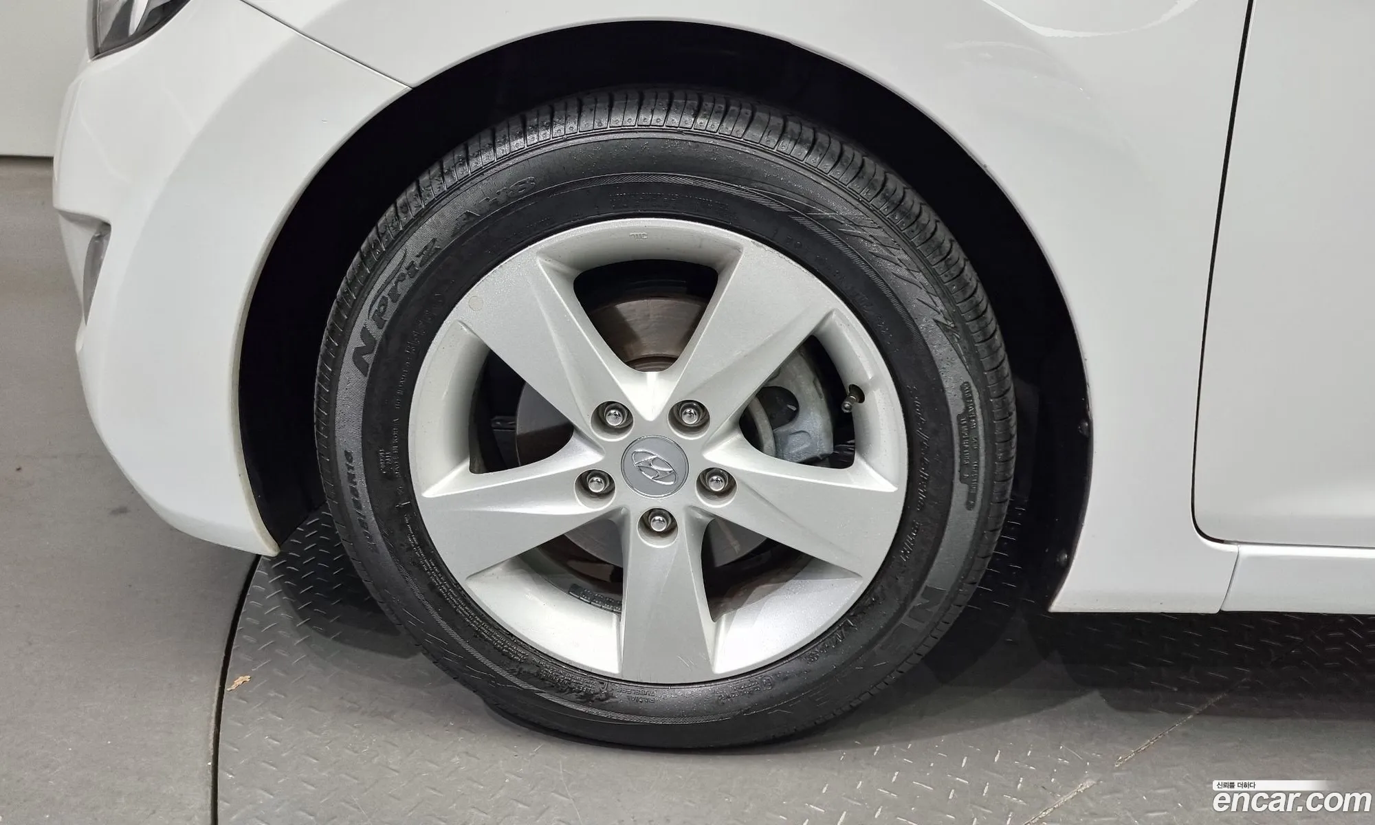 Hyundai Avante V M16 Gdi Premier 2011 - фотография 19718047