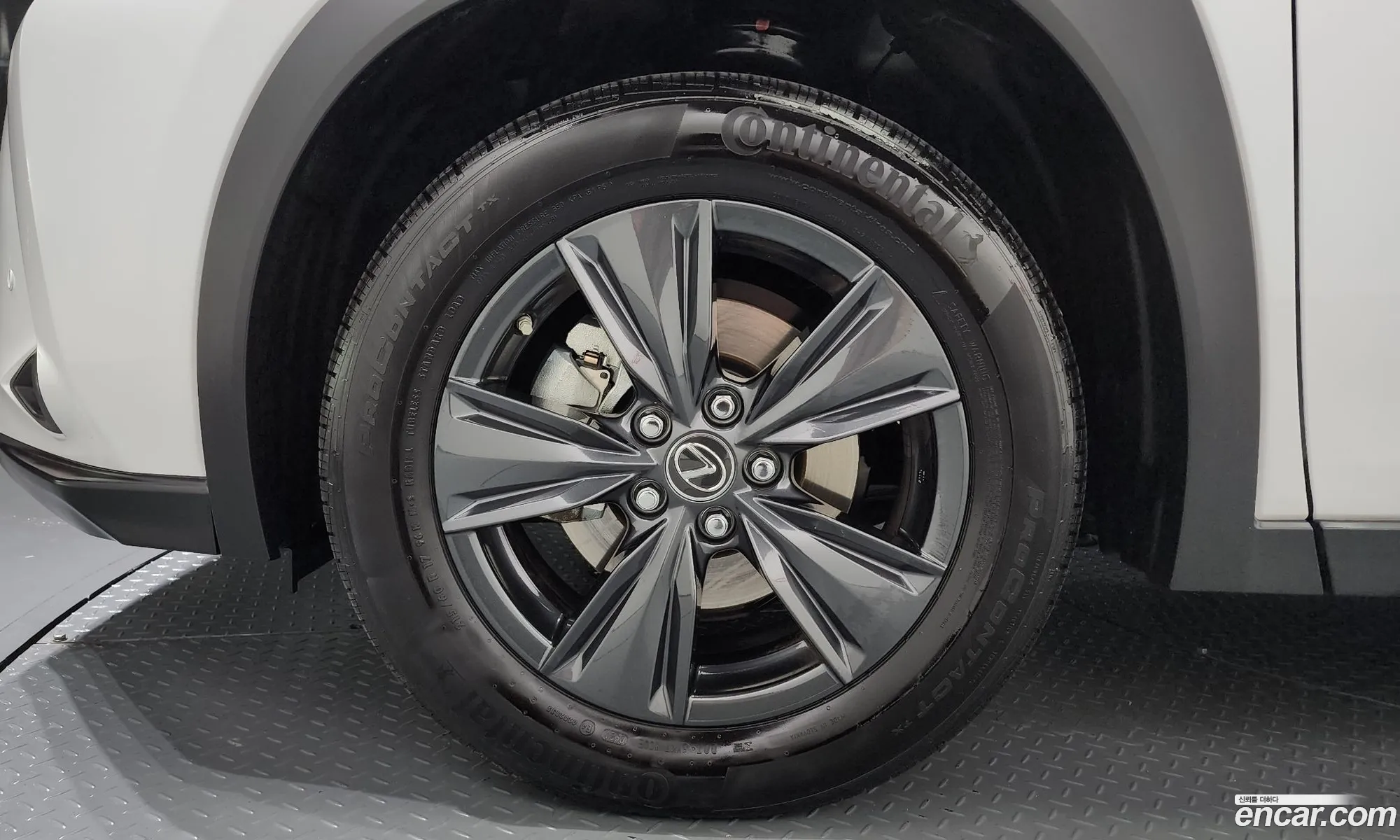 Lexus Ux 20 2Wd 2024 - фотография 3720905