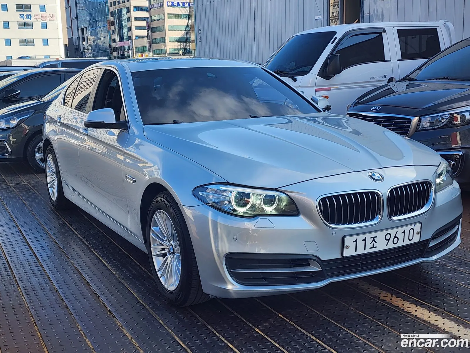 BMW 5Er Vi F10F11F07 520DxDrive 2015 - фотография 16489443
