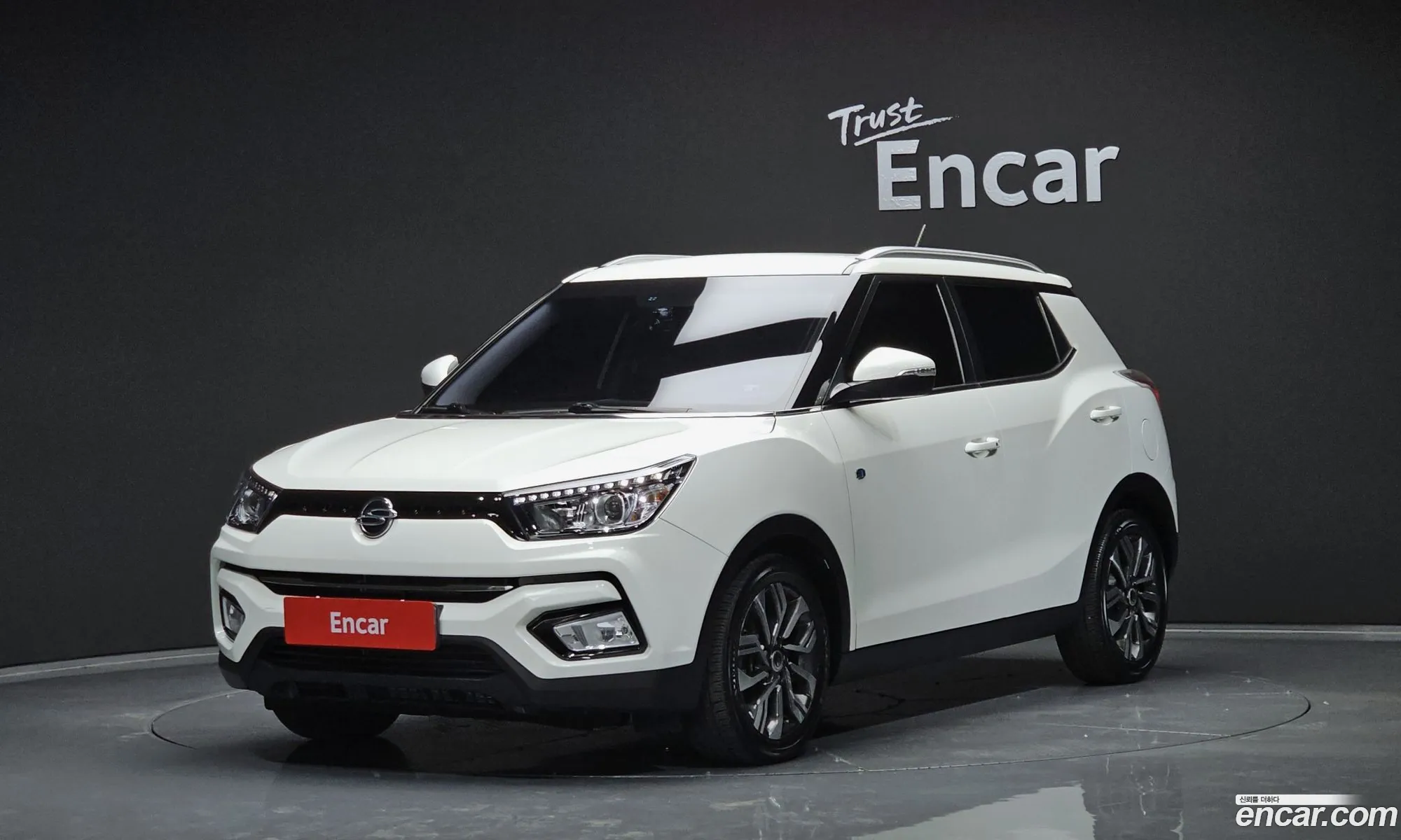 Ssangyong Tivoli Tivoli Diesel Vx 2Wd 2017 - фотография 8095092