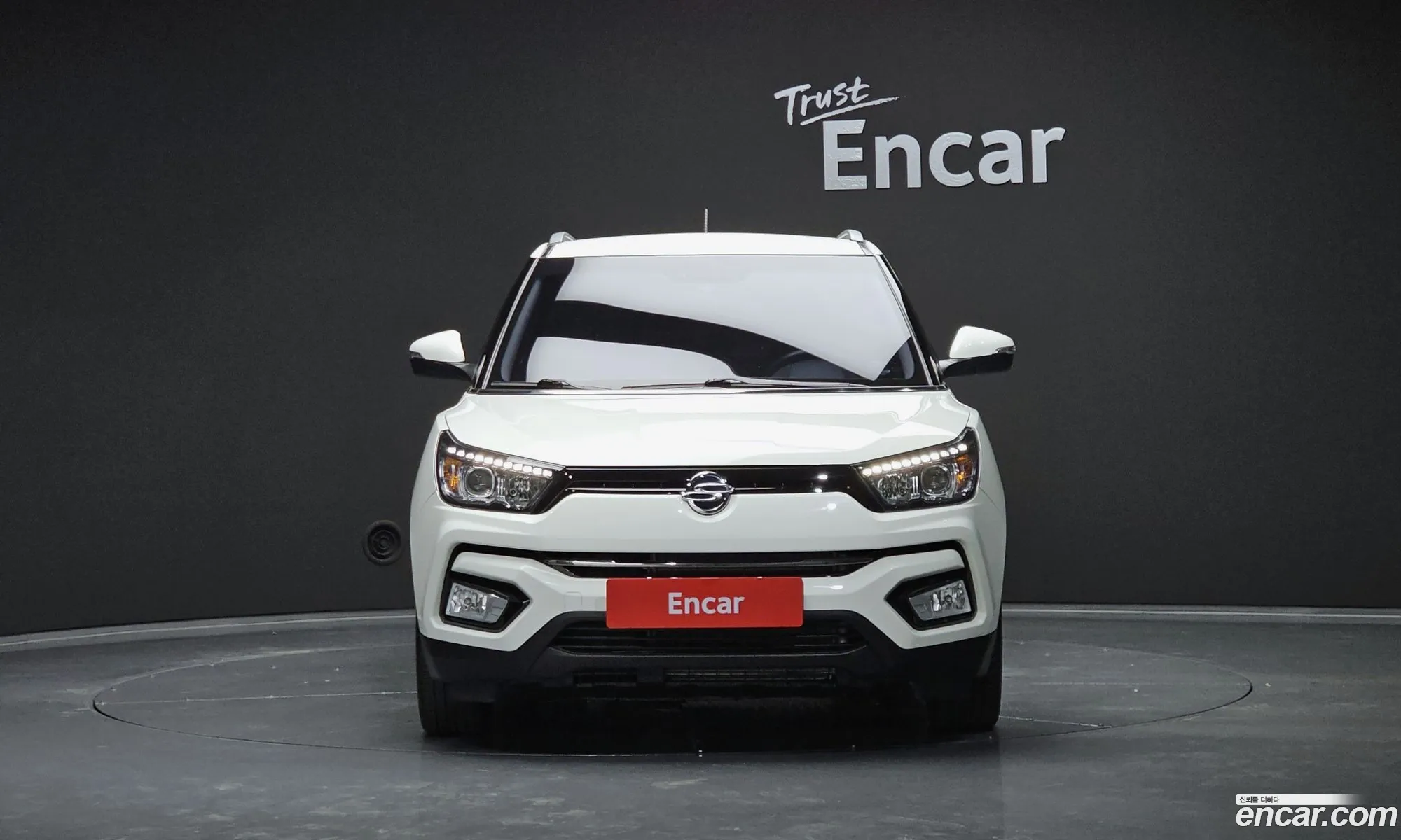 Ssangyong Tivoli Tivoli Diesel Vx 2Wd 2017 - фотография 8095094