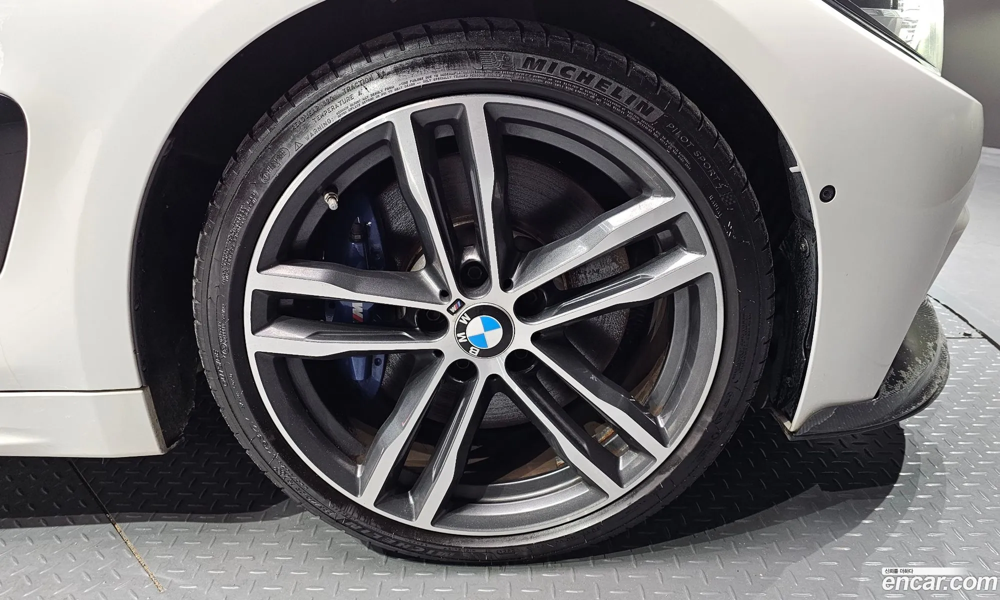 BMW 4 Series F32 430I M Sports Convertible - фотография 965420