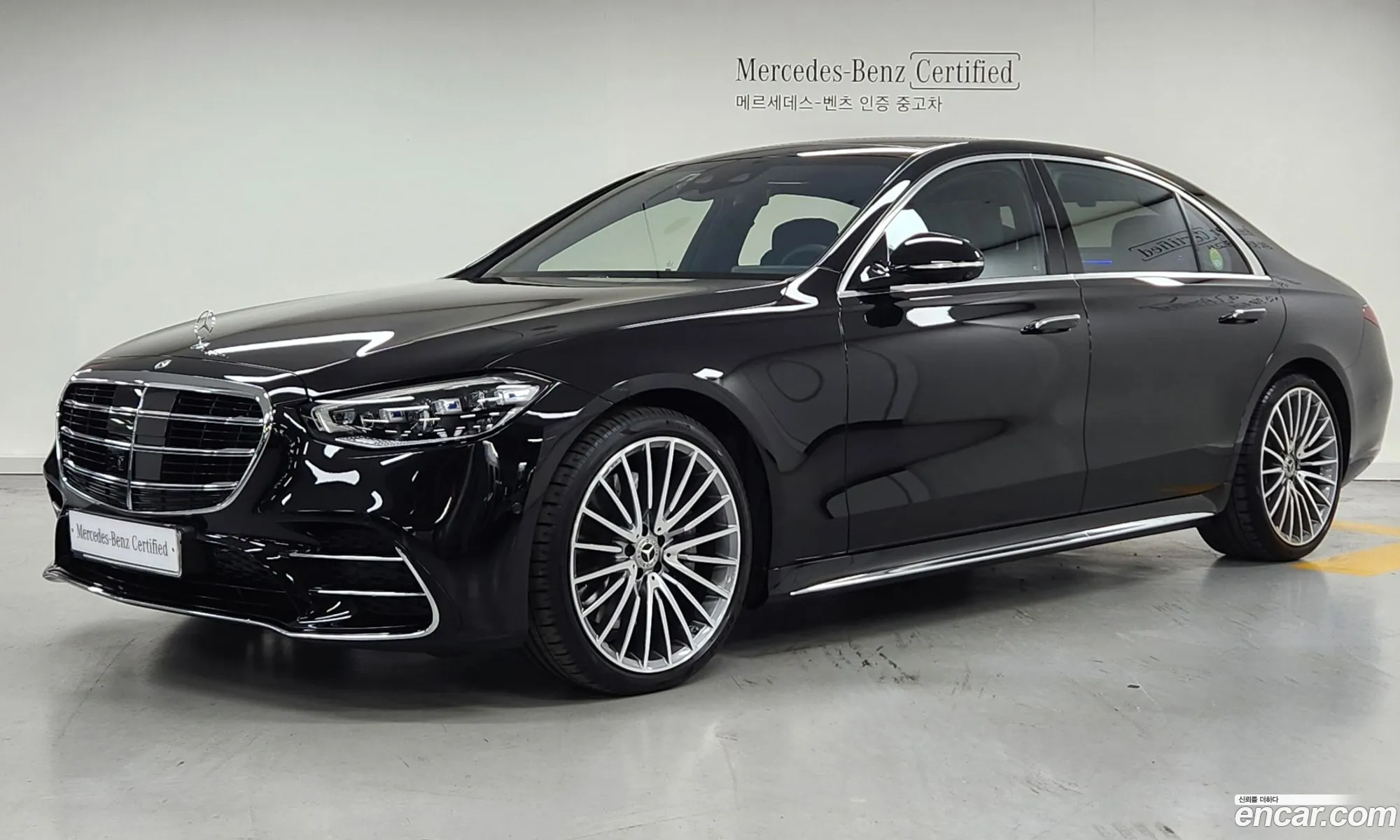 Mercedes-Benz S-Klasse S500L 4Matic 2023 - фотография 13141791