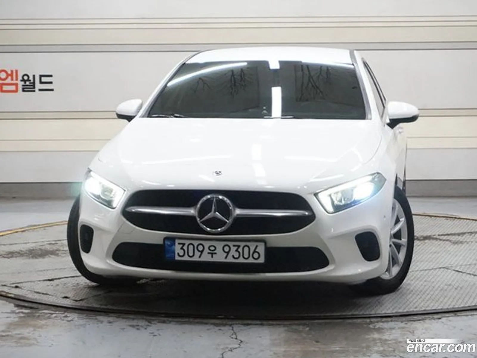 Mercedes-Benz A-Klasse Iv W177 A220 Hatchback 2020 - фотография 13966355