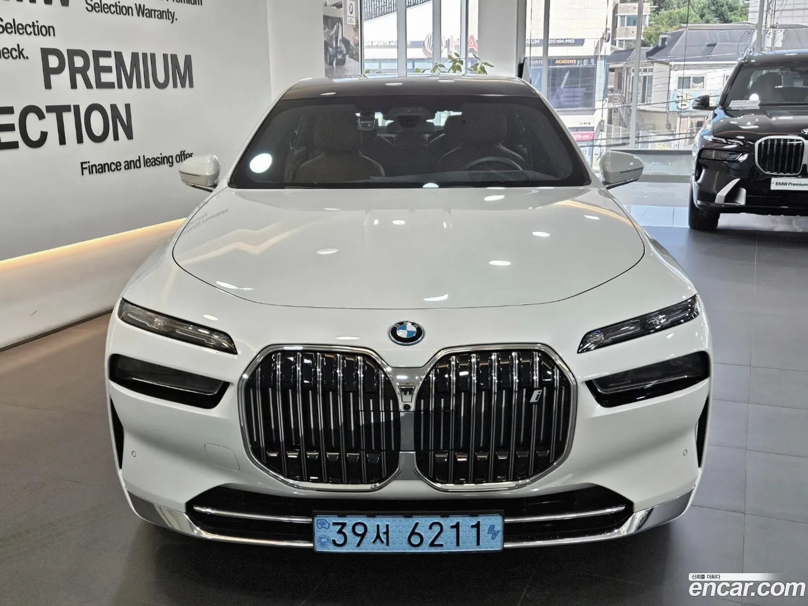 BMW I7 xDrive 60 Design Pure Excellence 2023 - фотография 6513