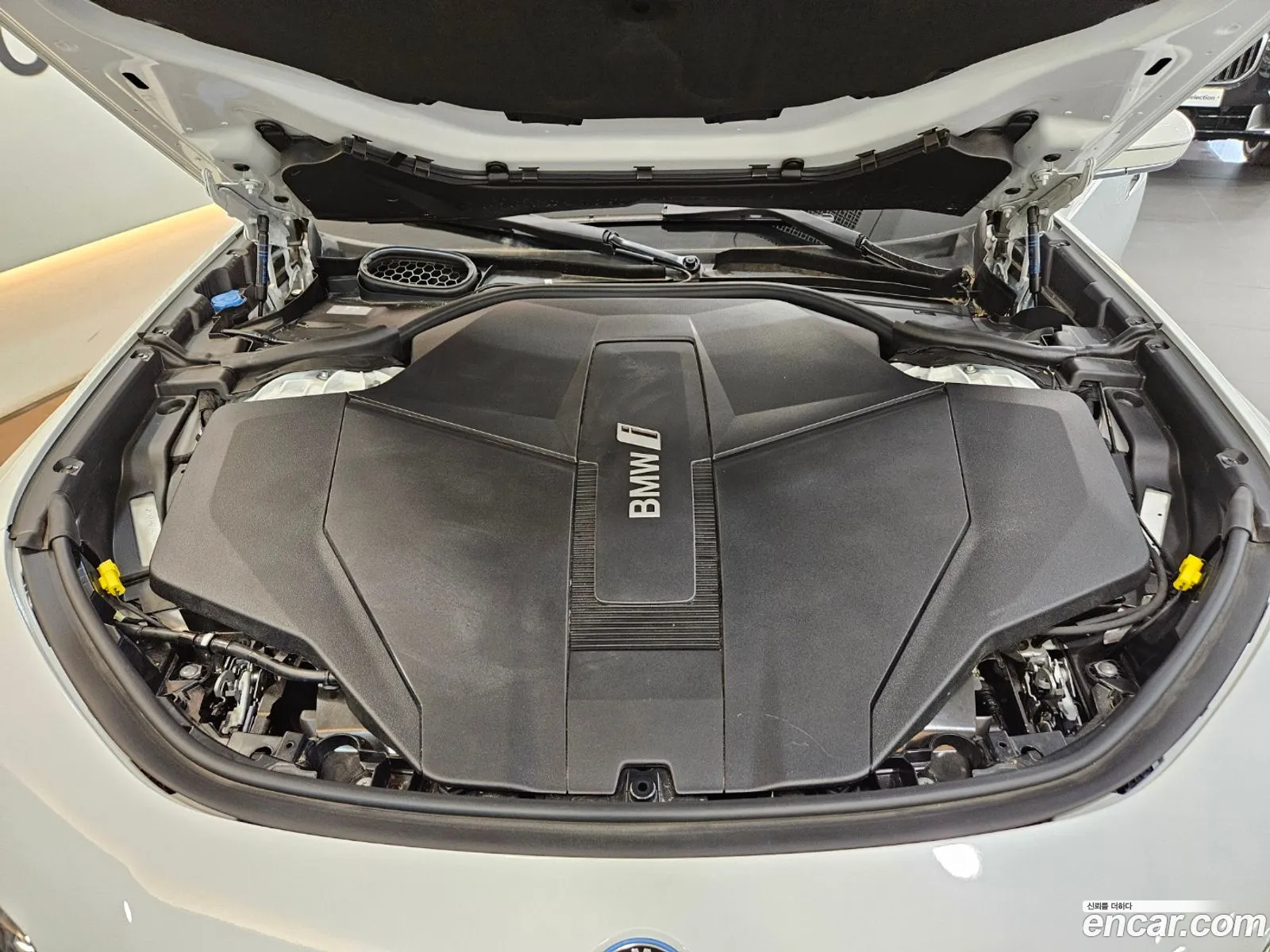 BMW I7 xDrive 60 Design Pure Excellence 2023 - фотография 6516