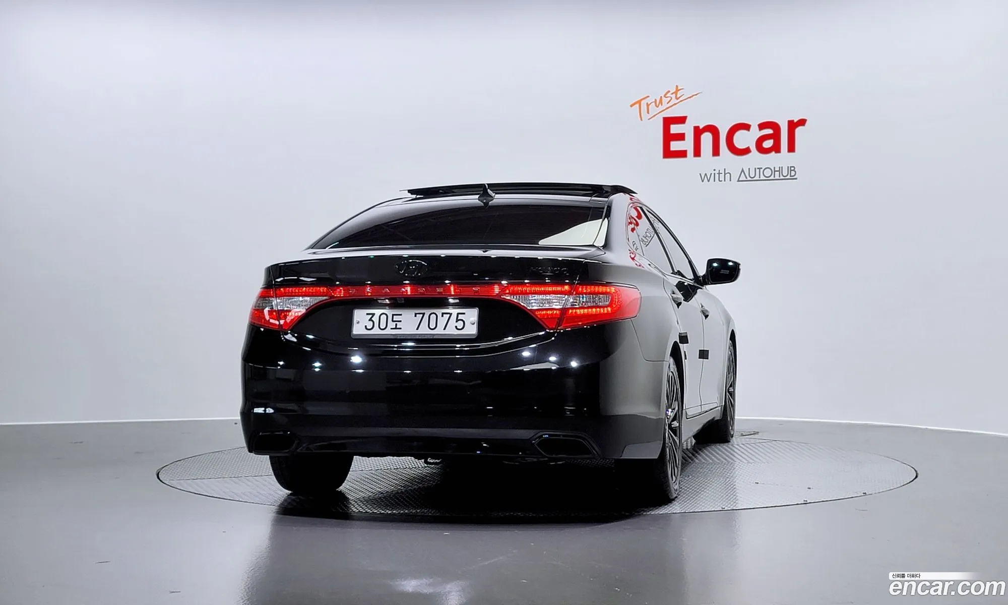 Hyundai Grandeur V Hg240 Modern 2014 - фотография 11343197