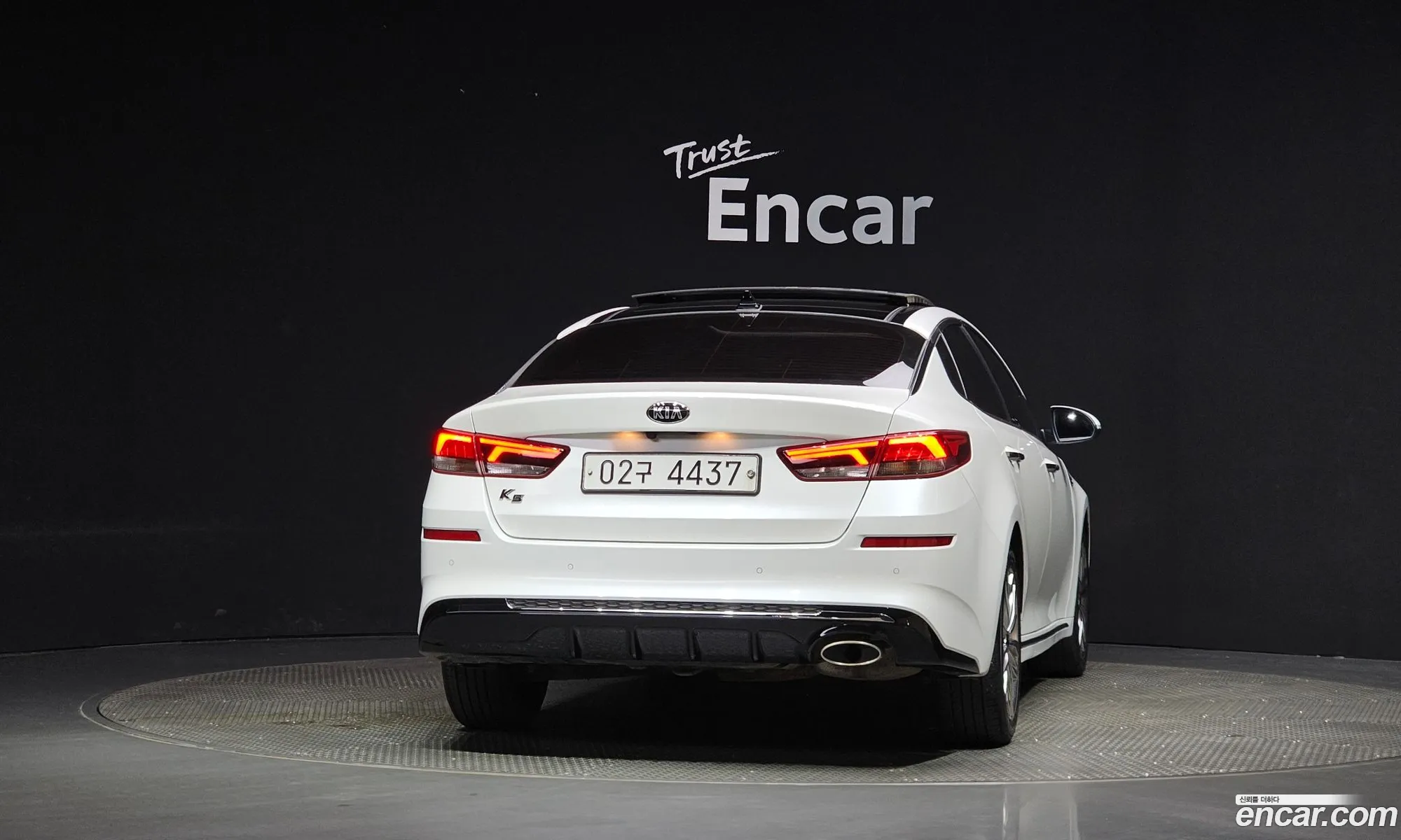Kia K5 Ii 20 2019 - фотография 19053109