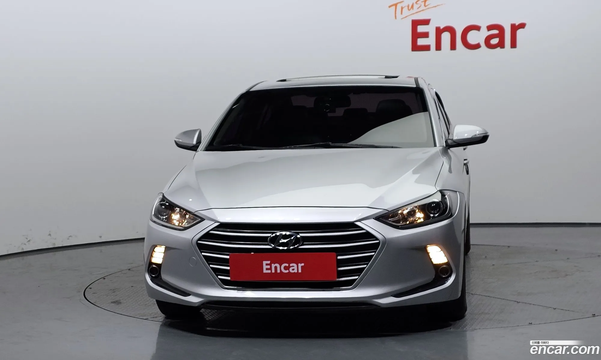 Hyundai Avante 16 E-Vgt Smart 2016 - фотография 12521491