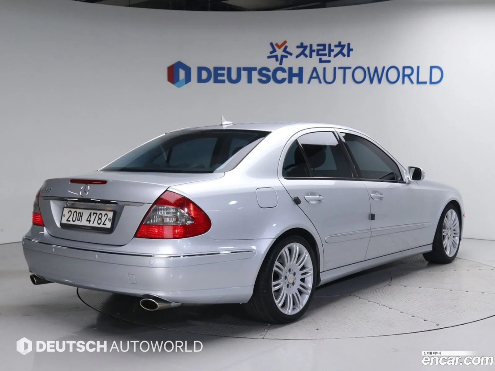 Mercedes-Benz E-Klasse E350 2008 - фотография 12192971