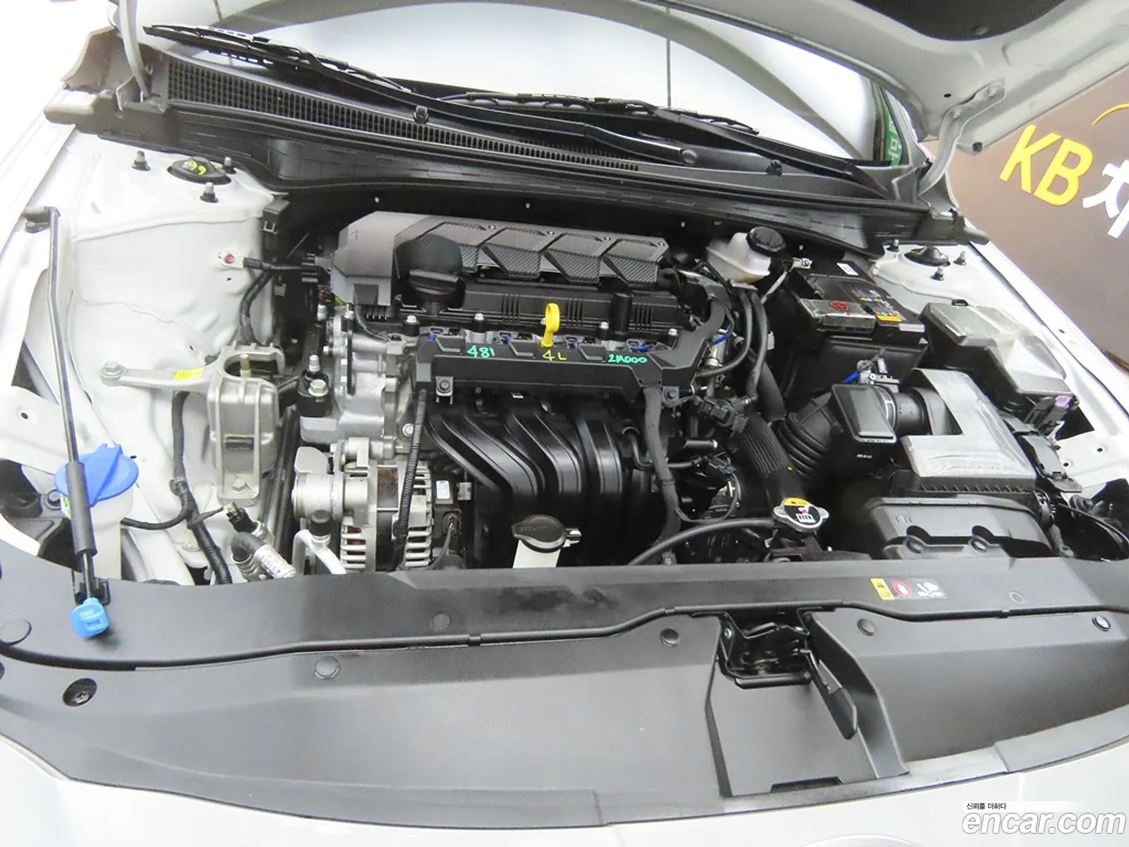Hyundai Avante 16 2024 - фотография 14752010