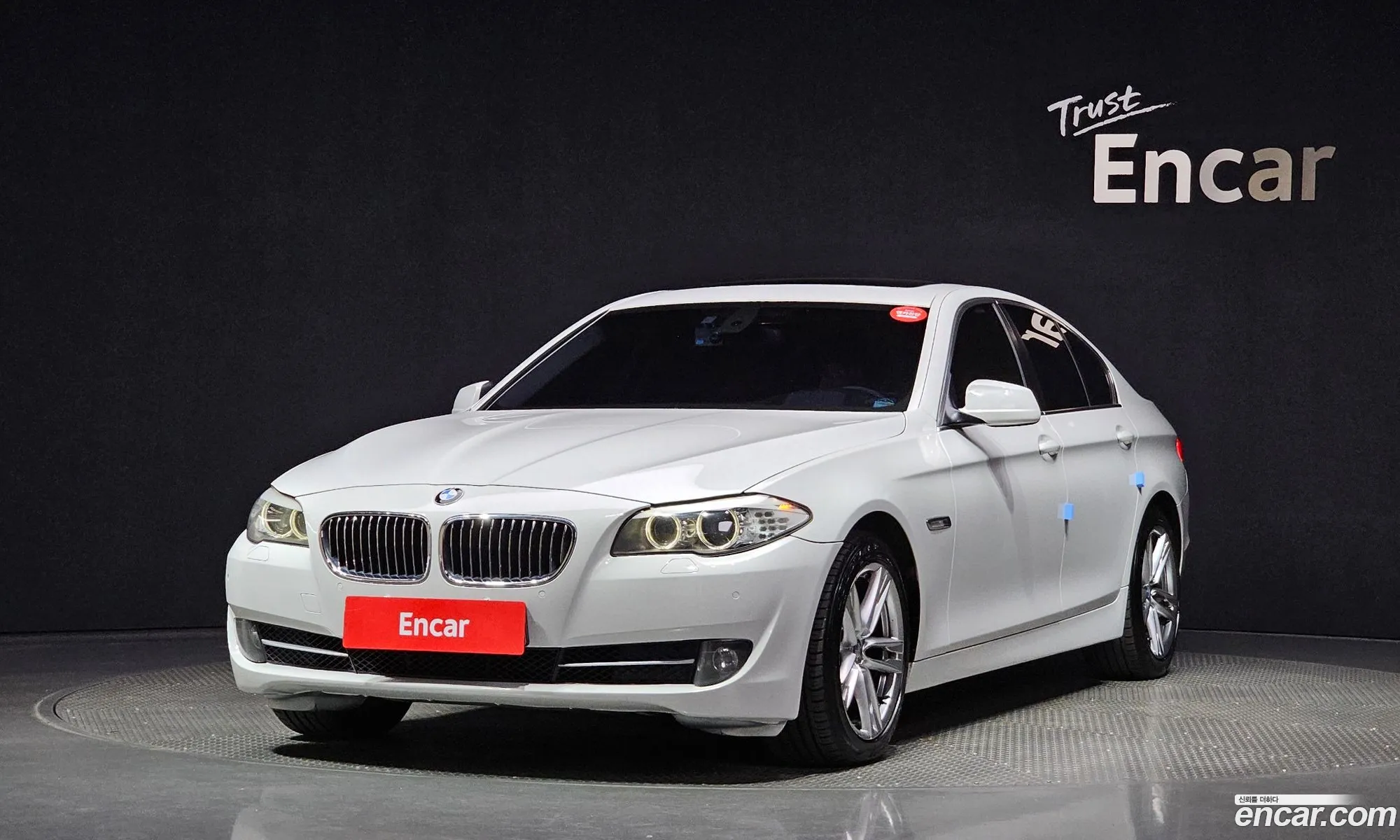 BMW 5 Series F10 520D - фотография 8583156