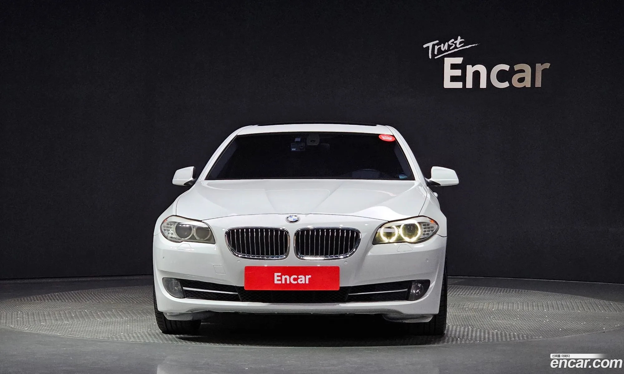 BMW 5 Series F10 520D - фотография 8583158