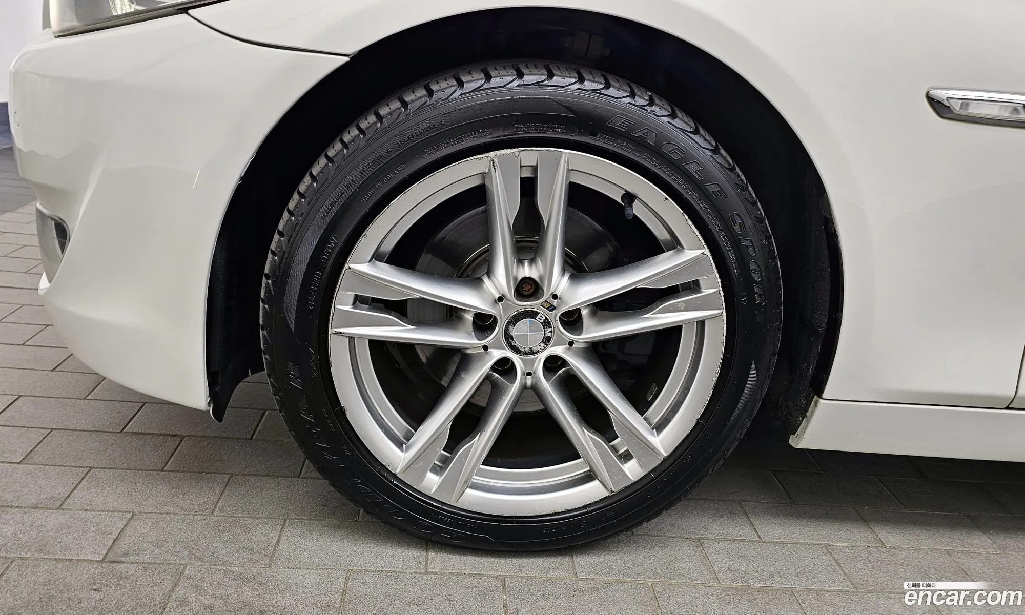 BMW 5 Series F10 520D - фотография 8583160