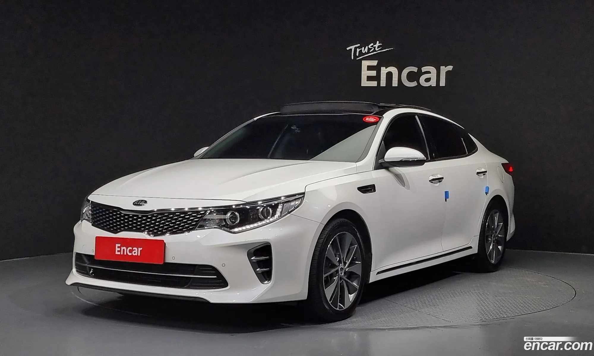 Kia K5 Ii 20 Turbo Sx 2016 - фотография 19704852