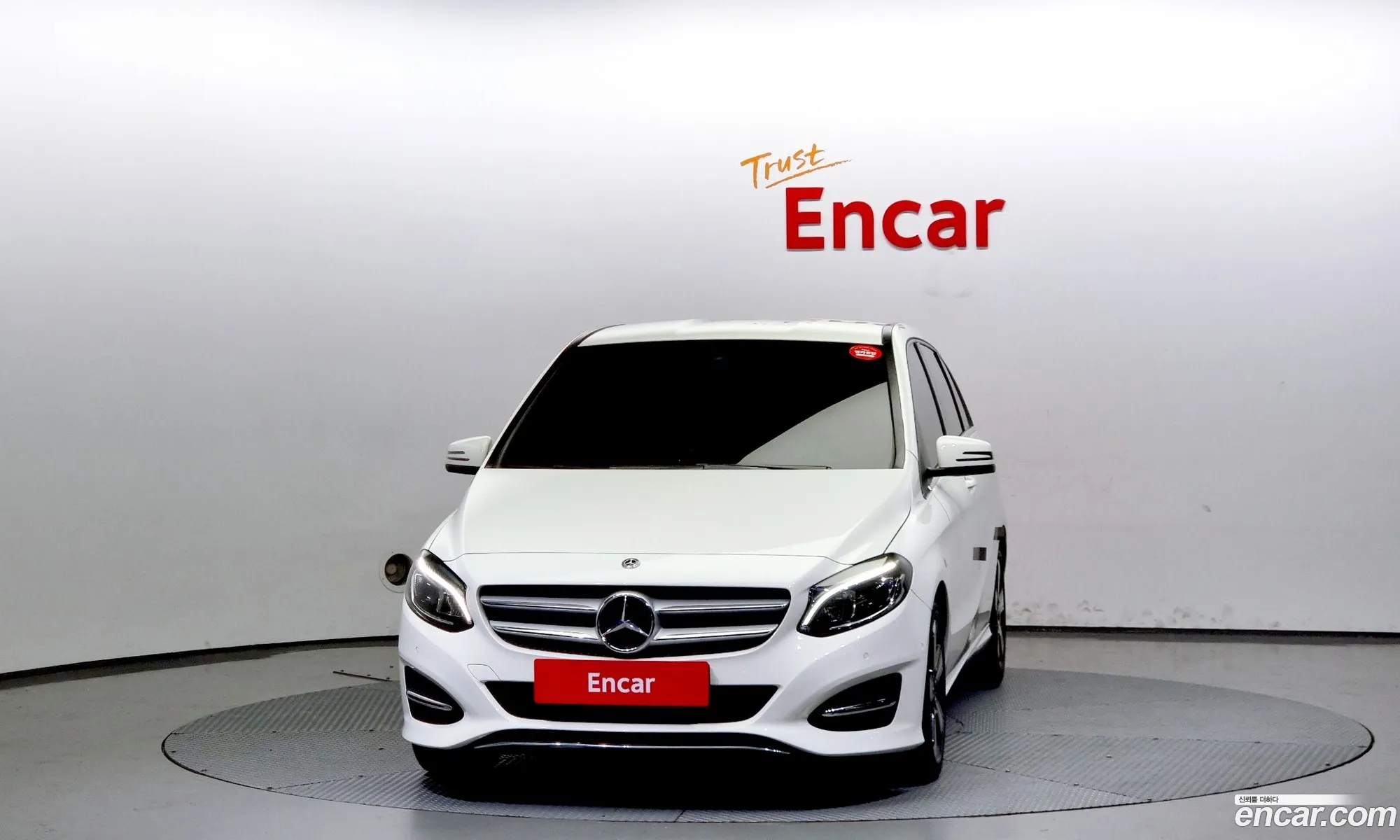 Mercedes-Benz B-Klasse B220 2018 - фотография 12082204