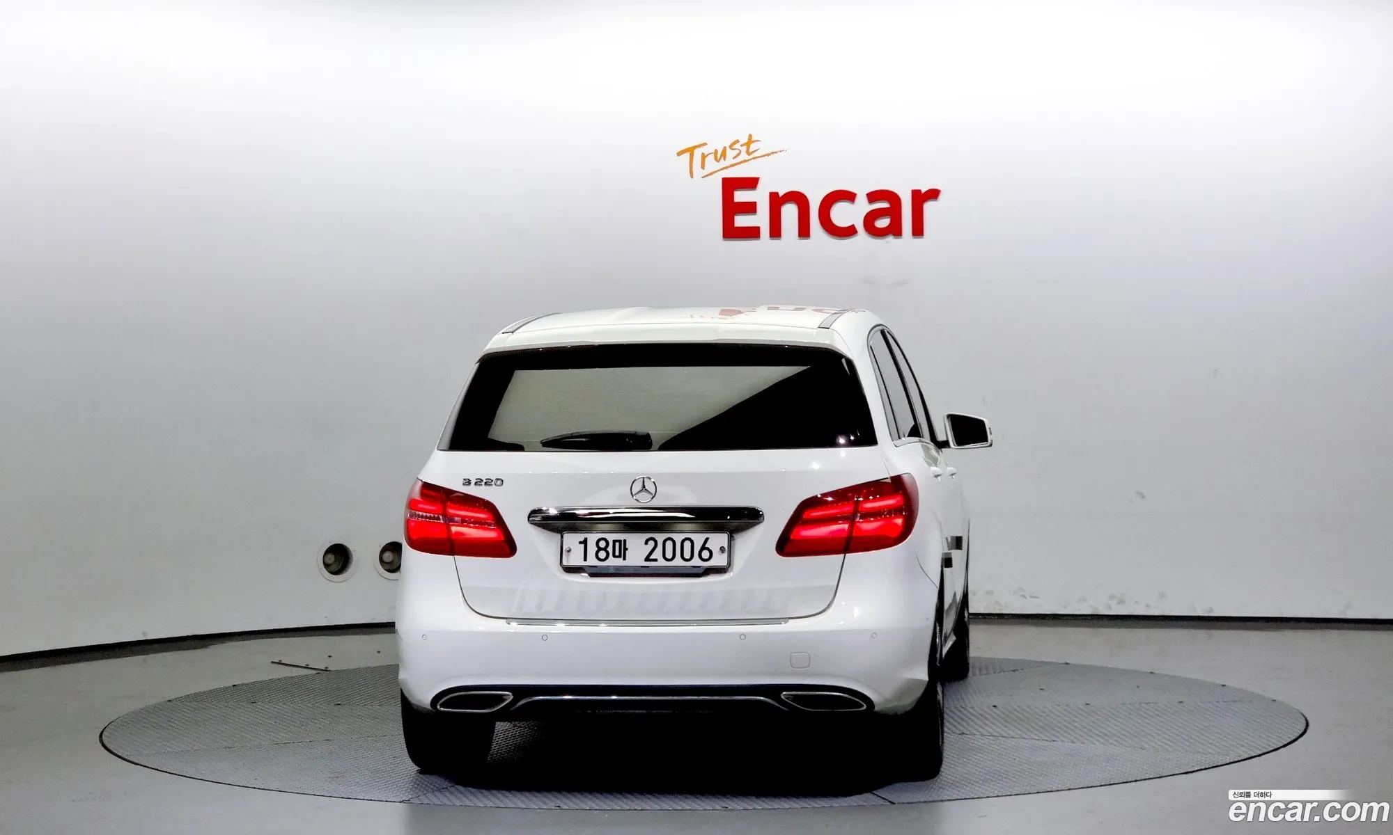 Mercedes-Benz B-Klasse B220 2018 - фотография 12082205