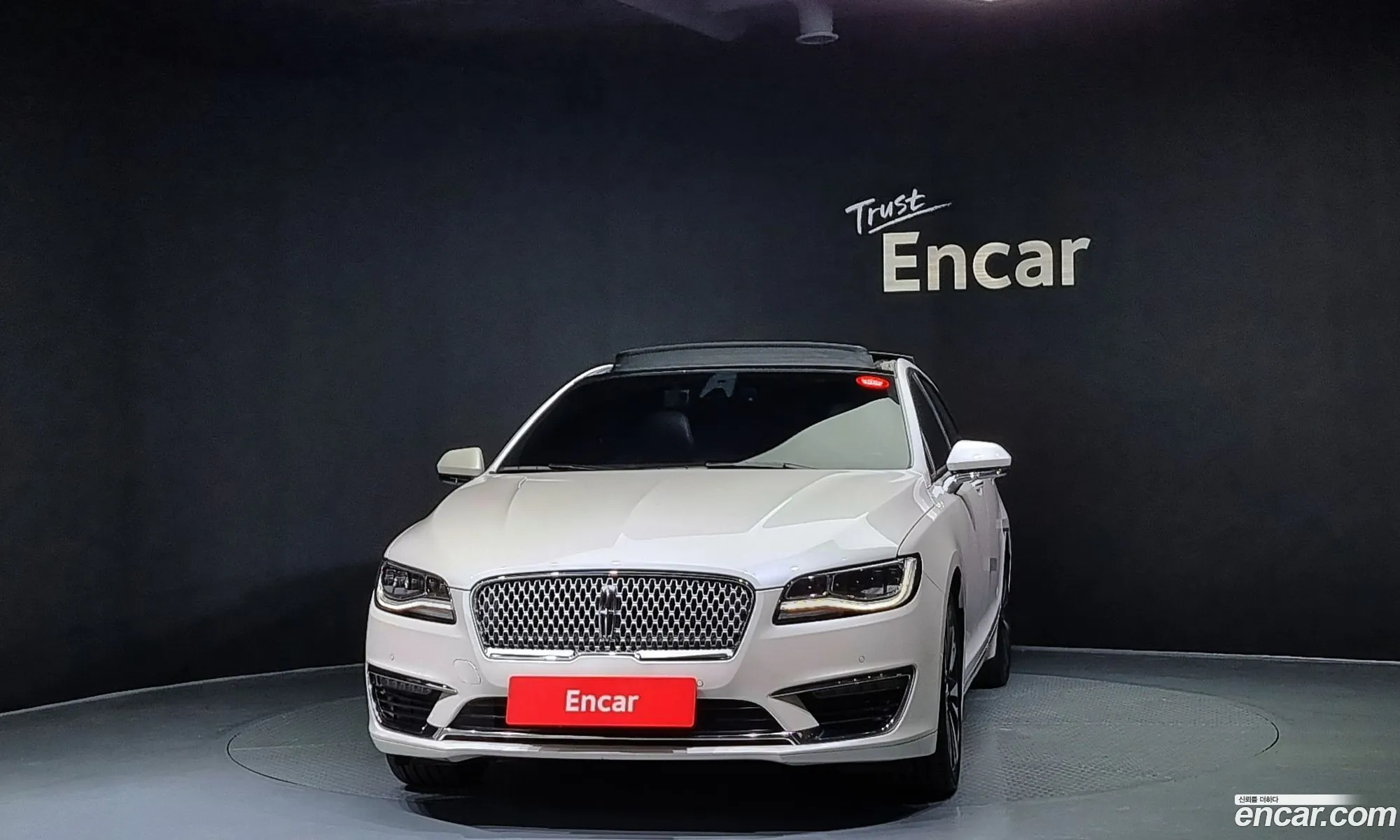 Lincoln Mkz Ii Hybrid 2019 - фотография 3499501