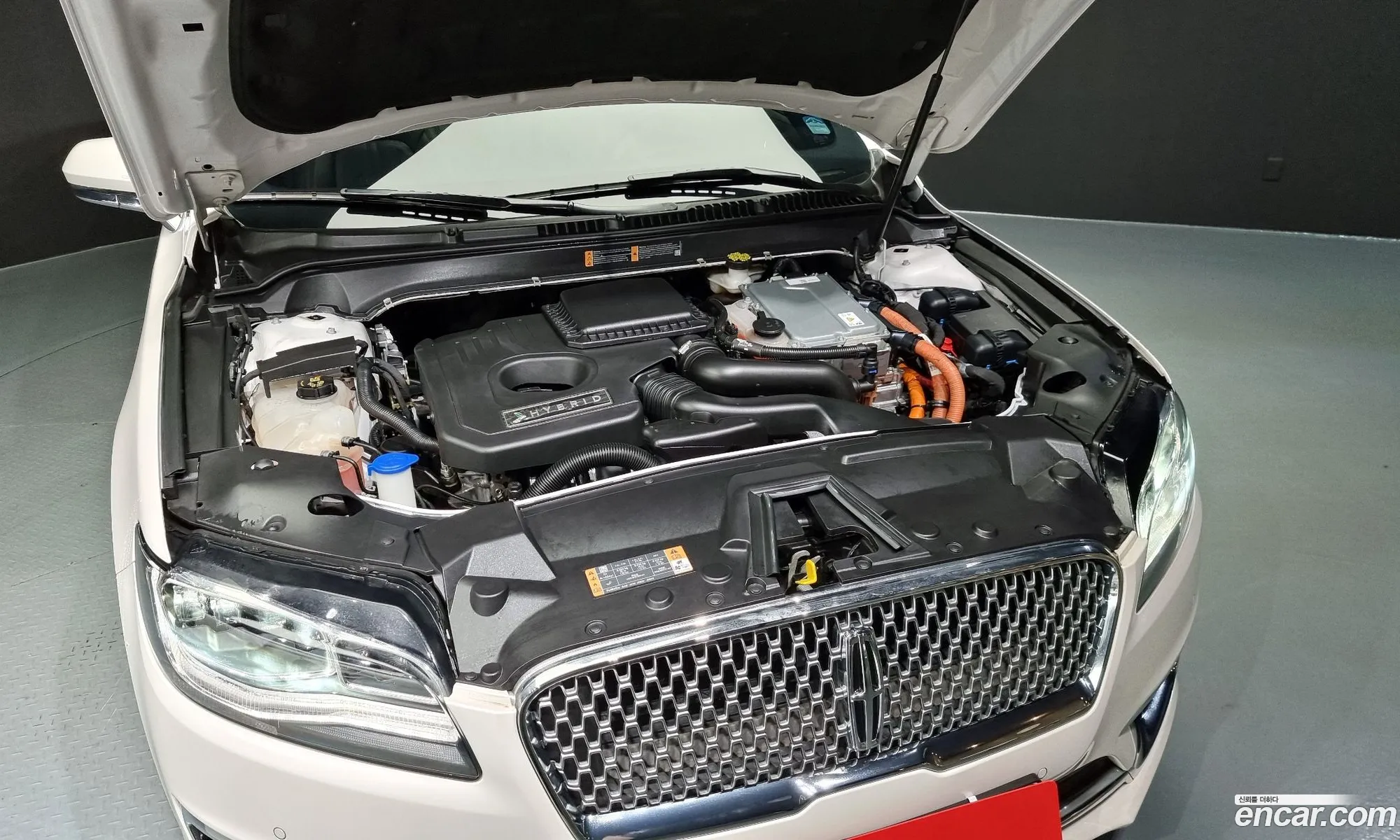 Lincoln Mkz Ii Hybrid 2019 - фотография 3499504