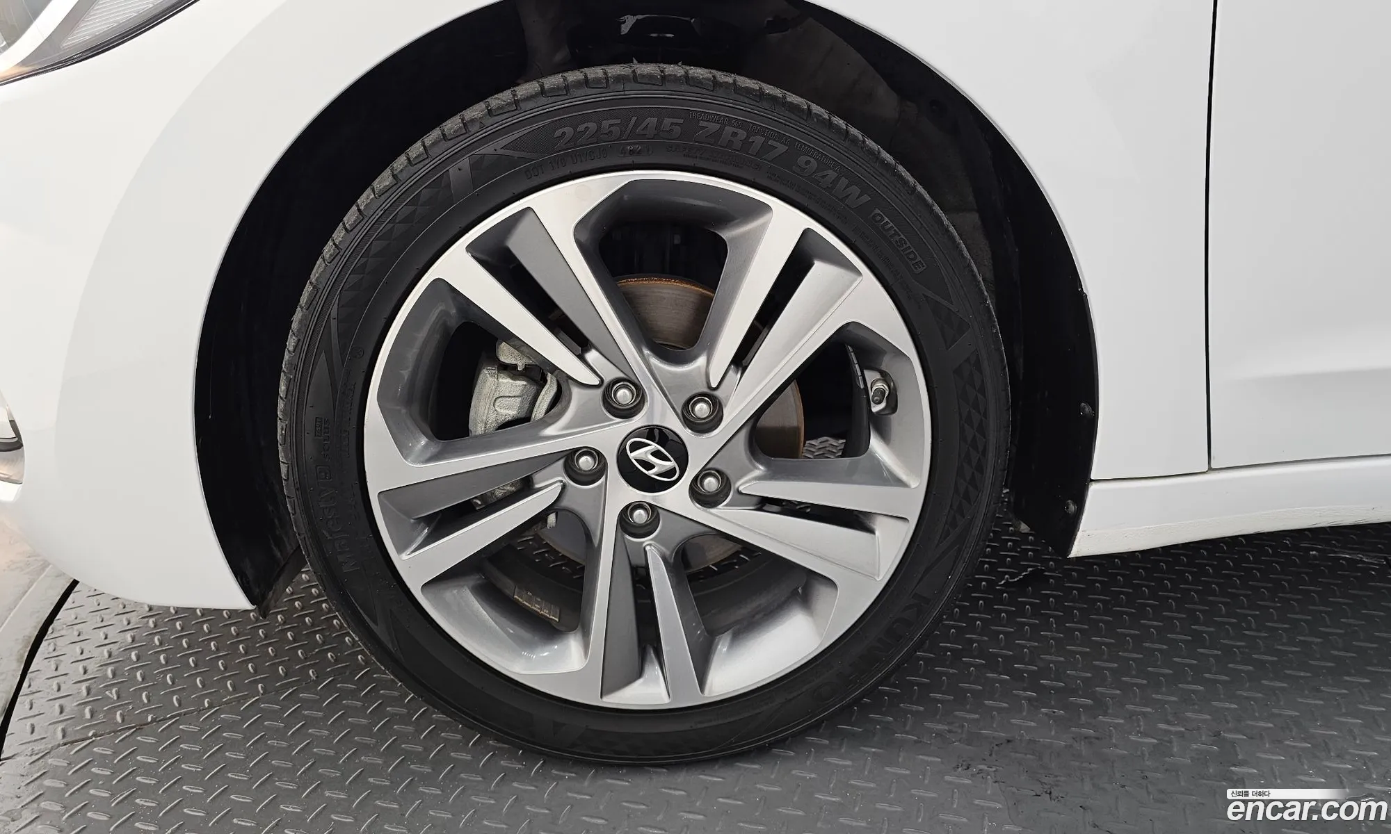 Hyundai Avante Vi 16 Gdi Value Plus 2016 - фотография 15902738