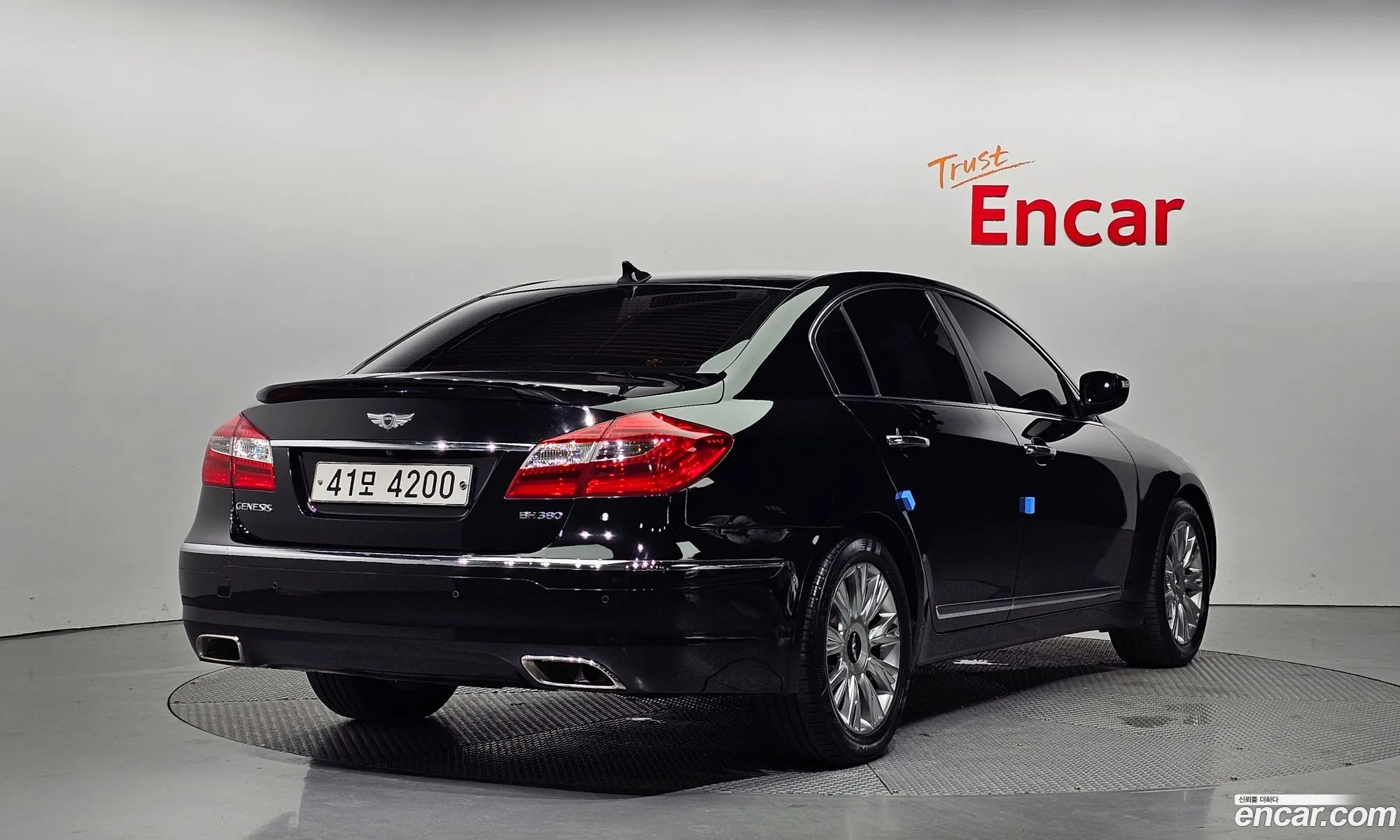 Hyundai Genesis I Bh380 Luxury 2010 - фотография 12836151