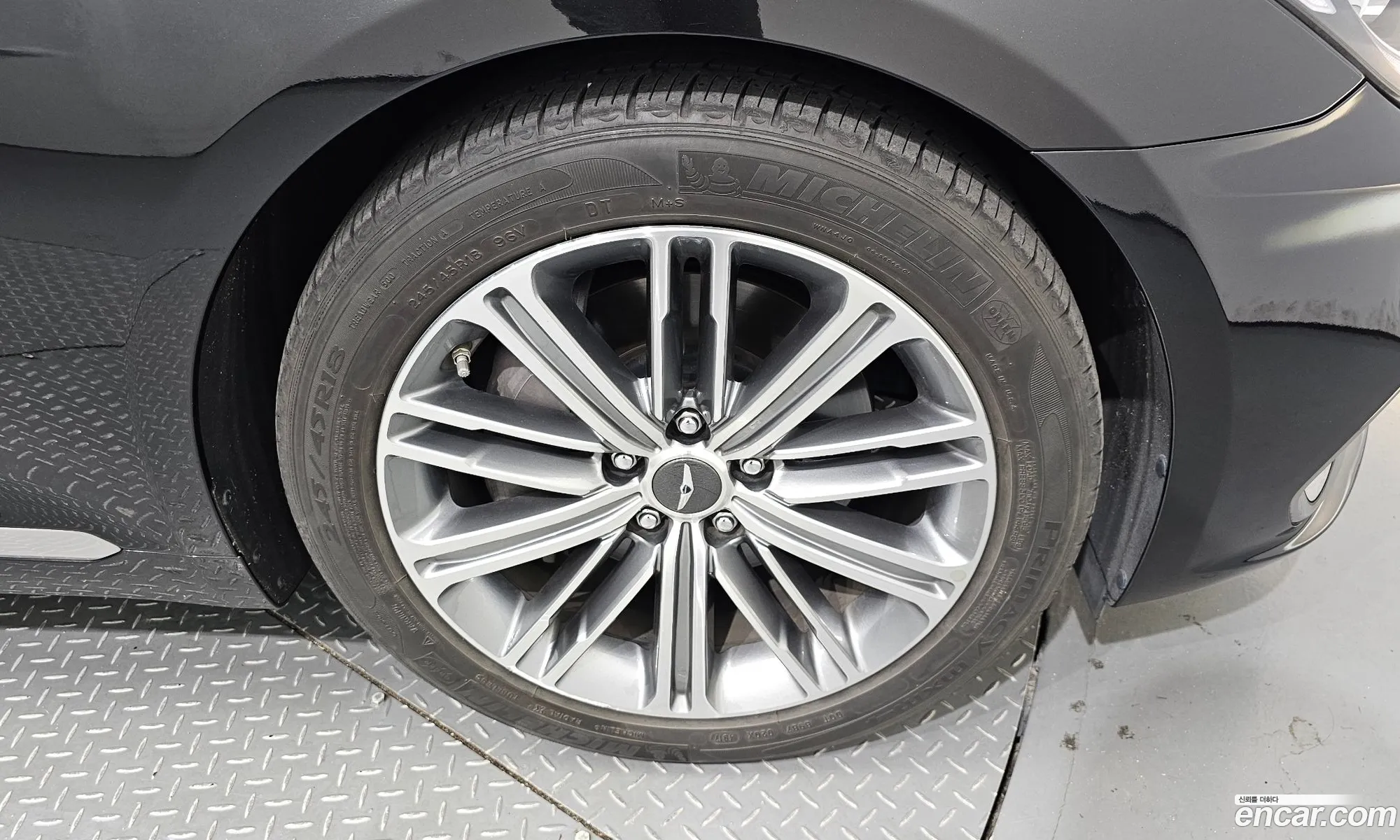 Genesis G80 I 33 Gdi Awd 2018 - фотография 131452