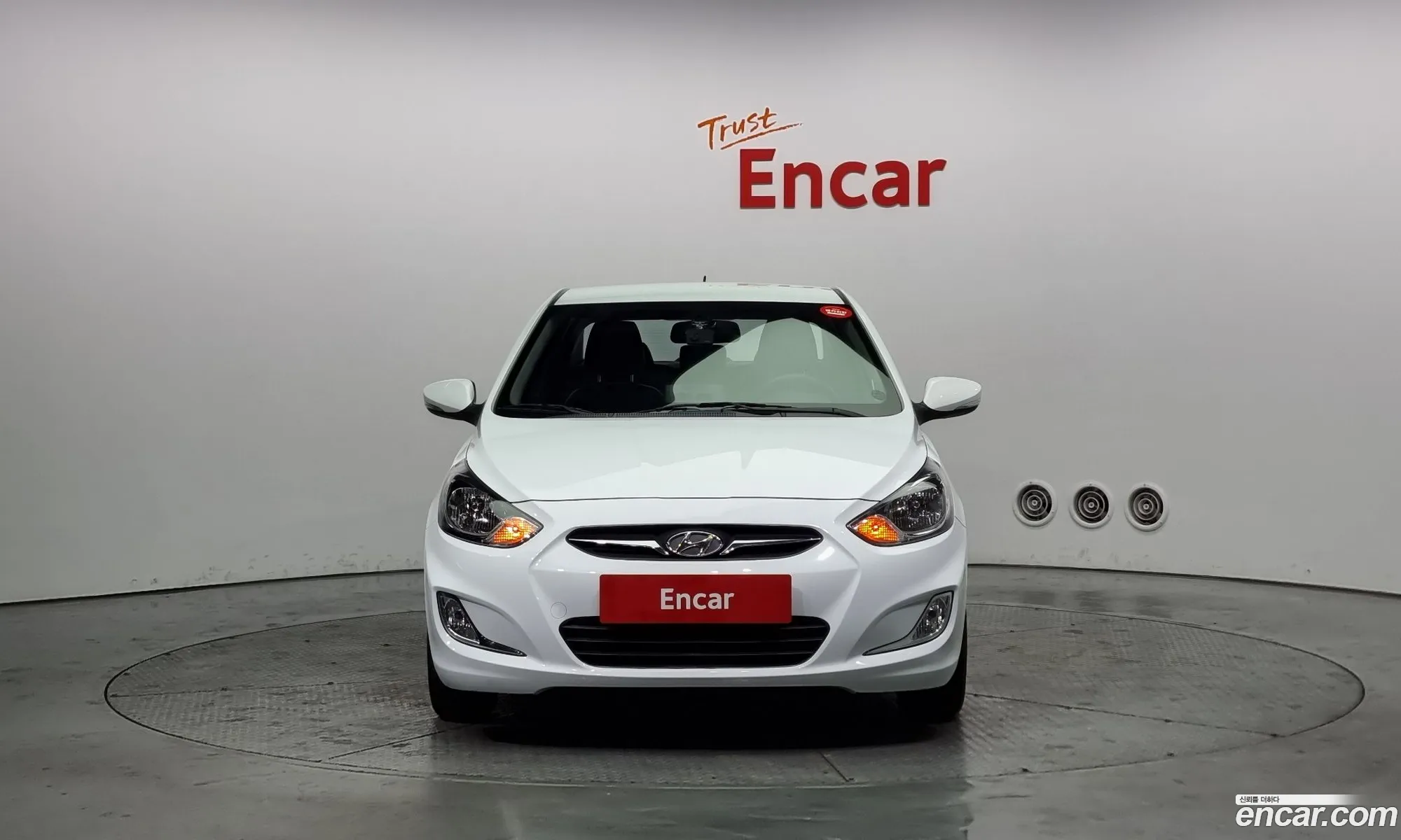 Hyundai Accent 14 Vvt Premier 2011 - фотография 15947368