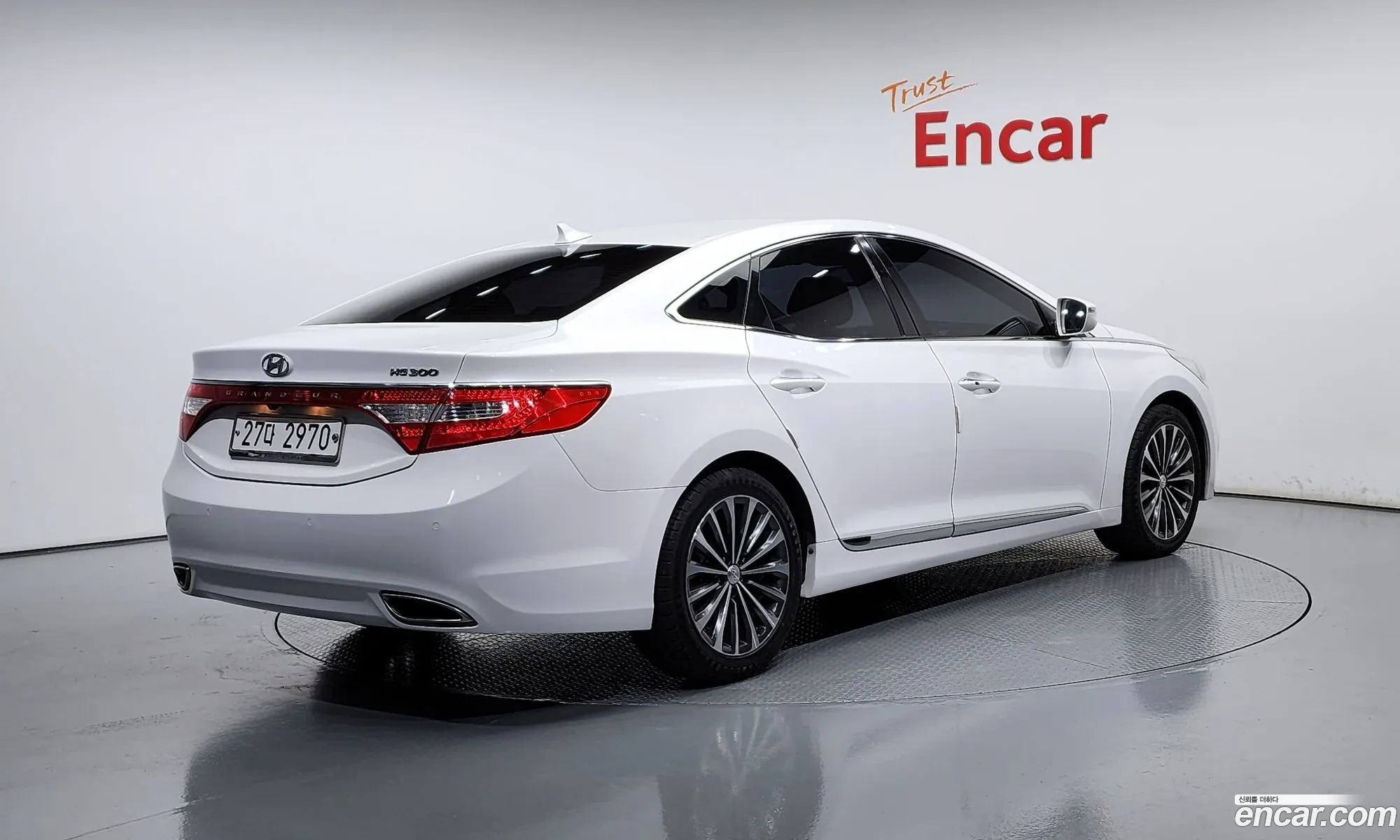 Hyundai Grandeur V Hg240 Modern 2014 - фотография 13494848