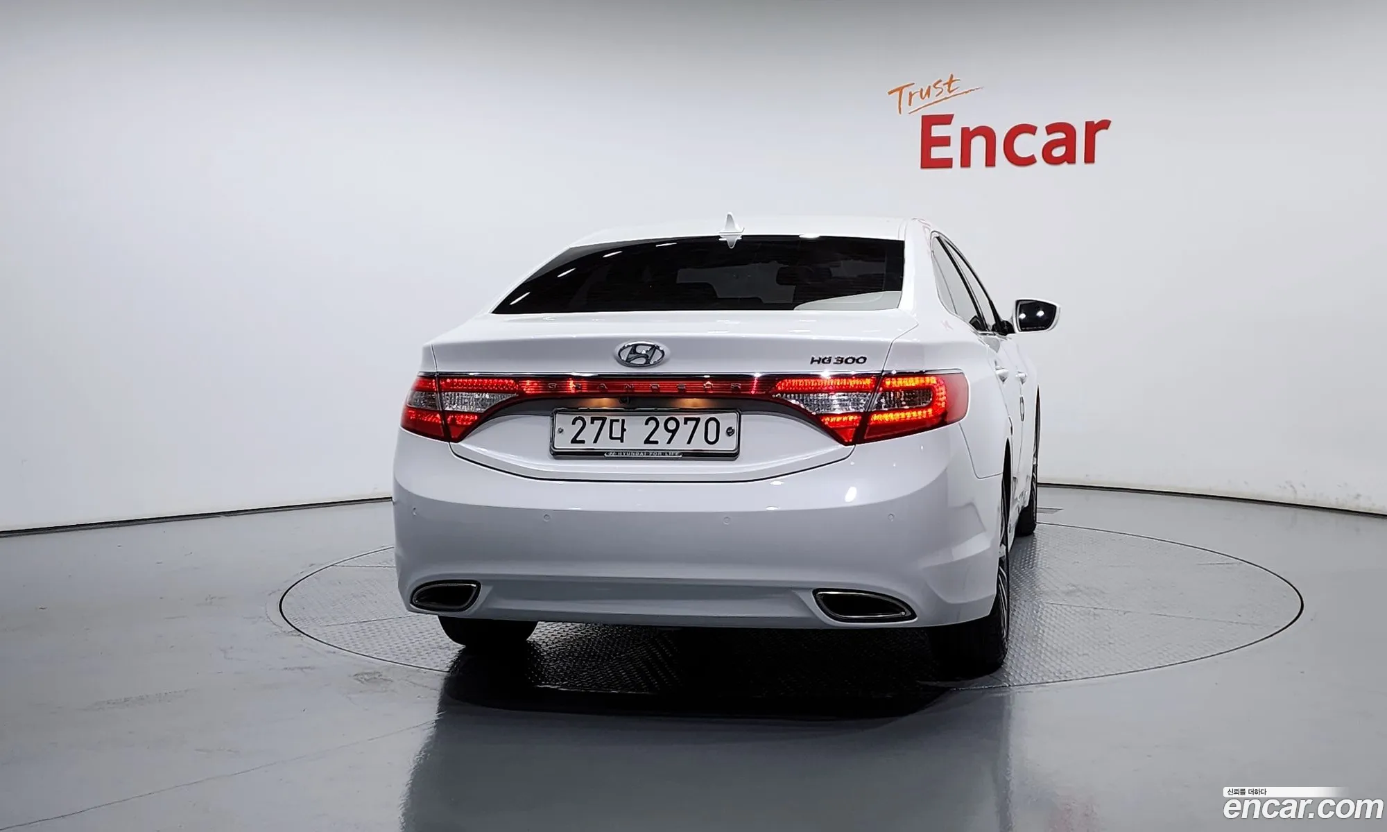Hyundai Grandeur V Hg240 Modern 2014 - фотография 13494850